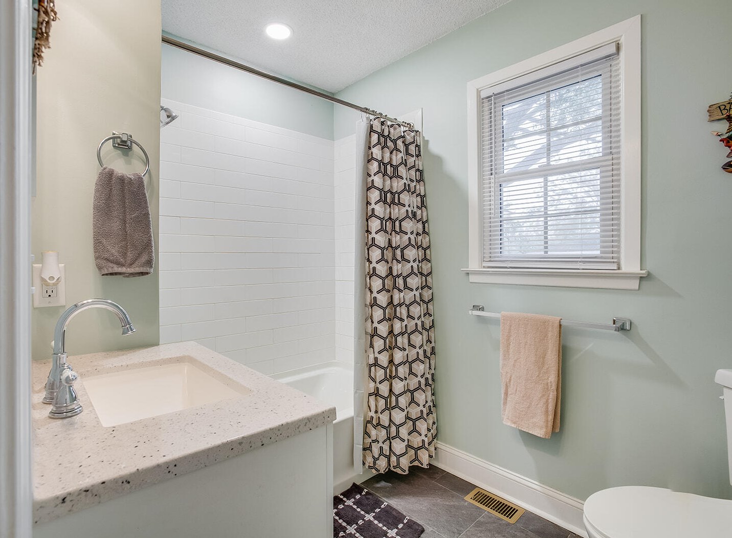 101 Center St, Moncks Corner SC  29461-3814 exterior