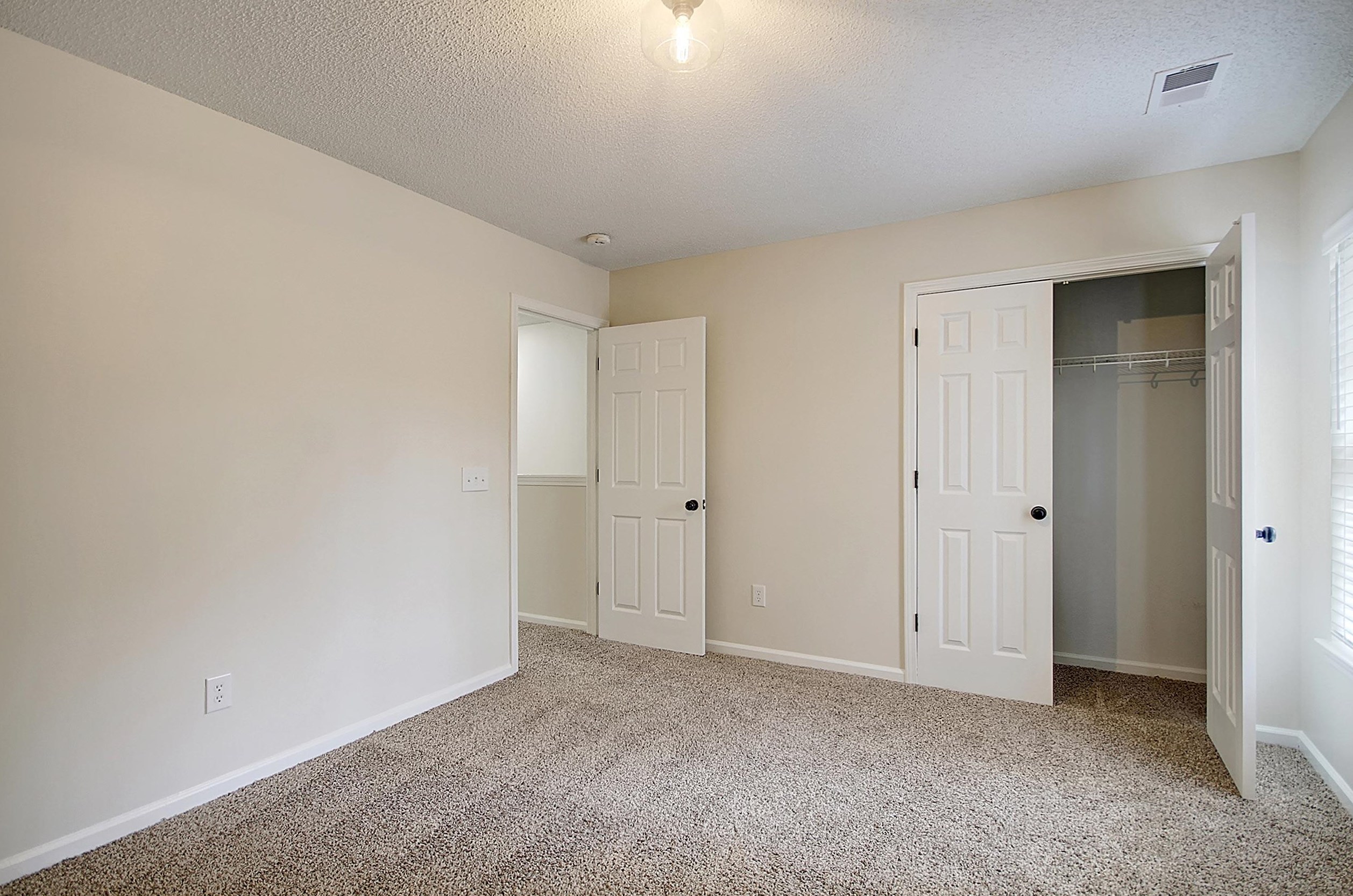 4016 Carolina Bay Dr, Moncks Corner SC  29461-3429 exterior