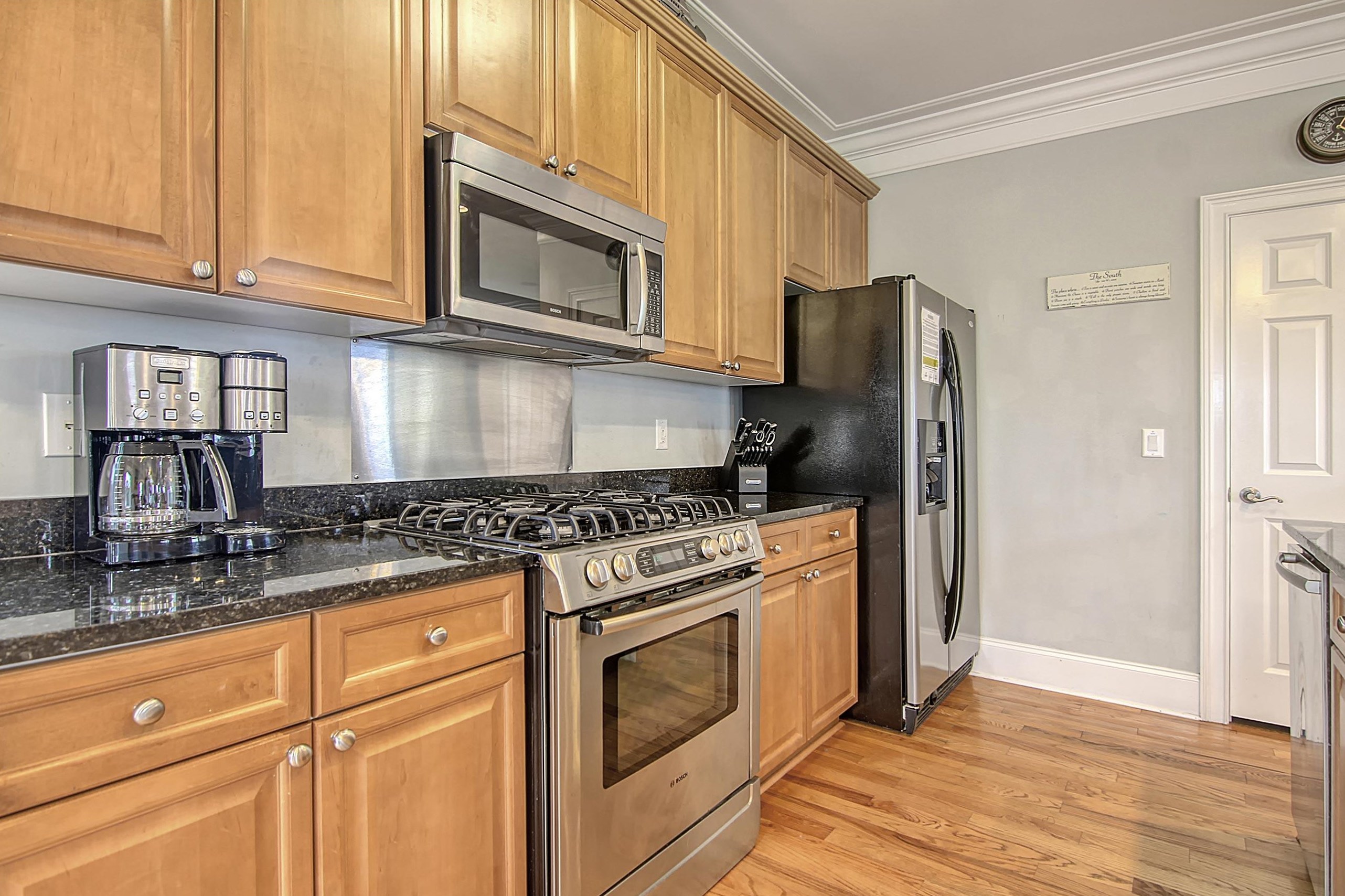 309 Palmetto Blvd, Edisto SC  29438-3124 exterior