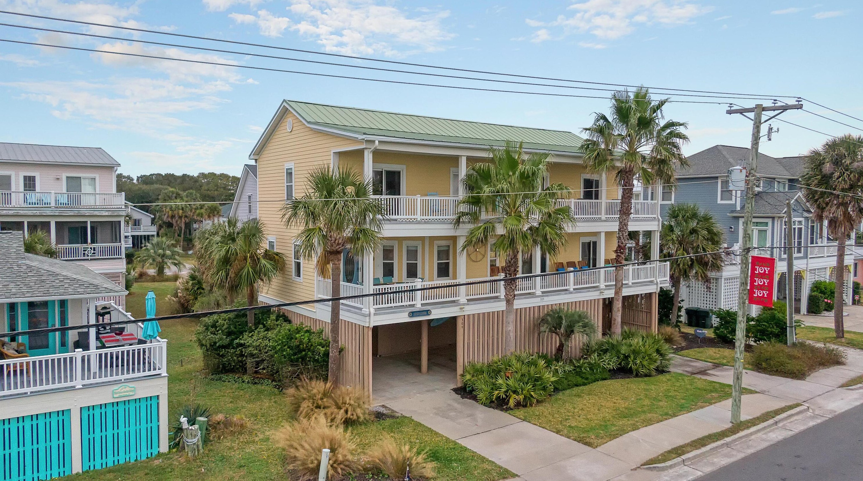 309 Palmetto Blvd, Edisto SC  29438-3124 exterior