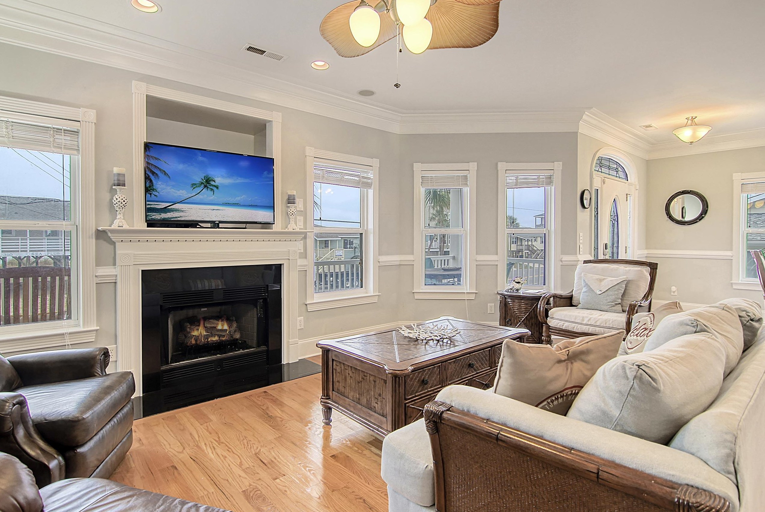 309 Palmetto Blvd, Edisto SC  29438-3124 exterior