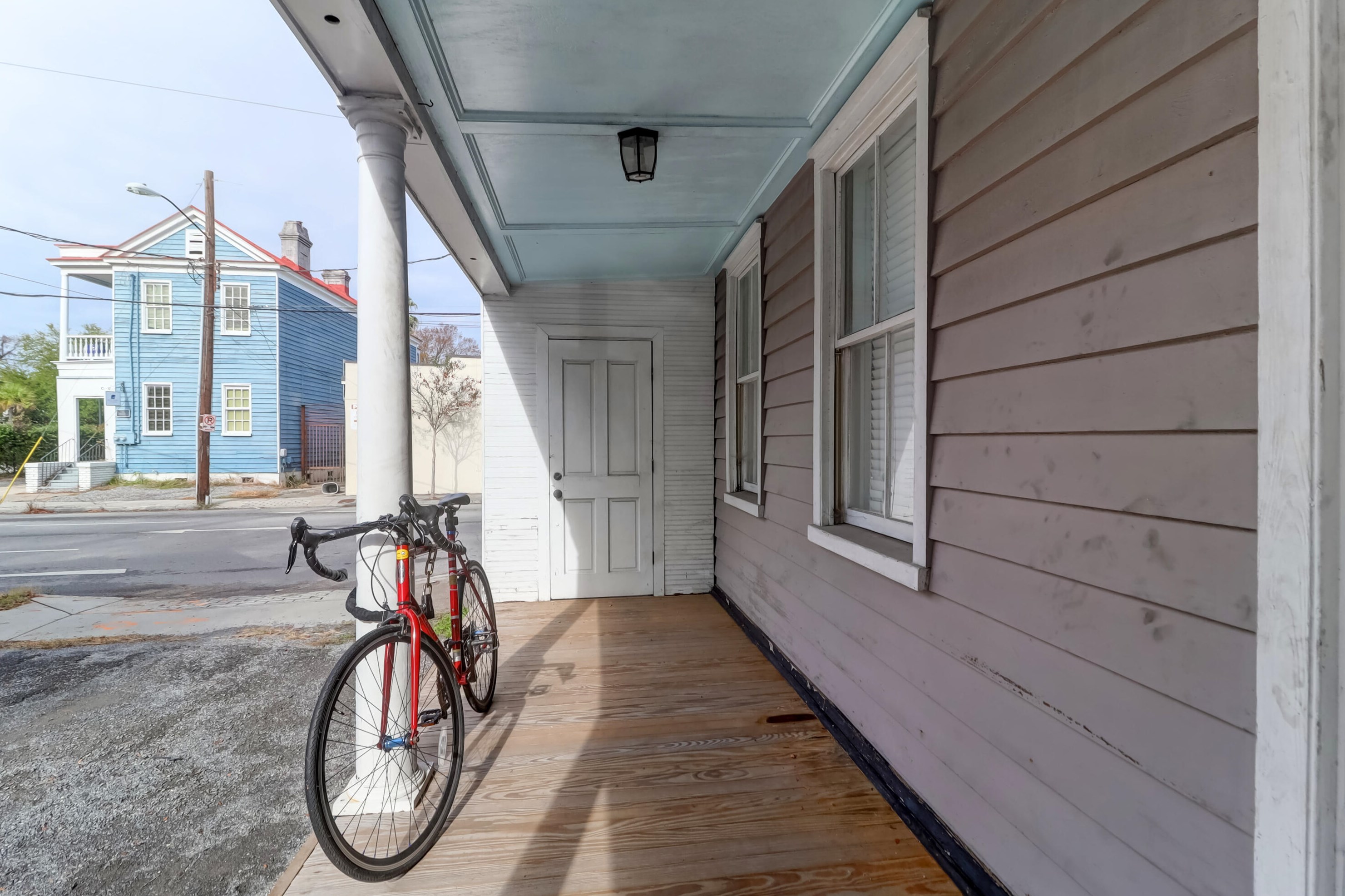 175 Spring St, Charleston SC  29403-5222 exterior