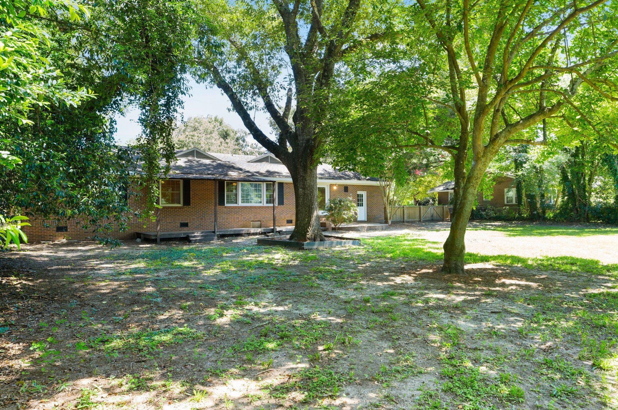 723 James Dr, Charleston SC  29412-4212 exterior