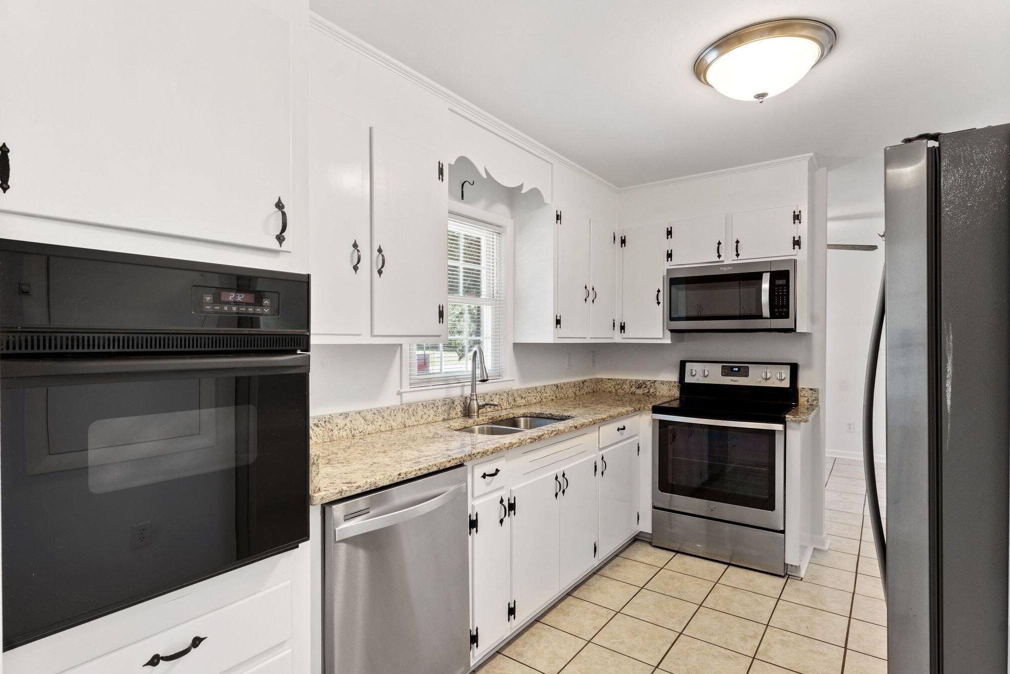 723 James Dr, Charleston SC  29412-4212 exterior