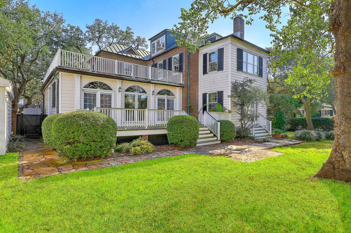 108 Battery St, Charleston SC  29401-2320 exterior