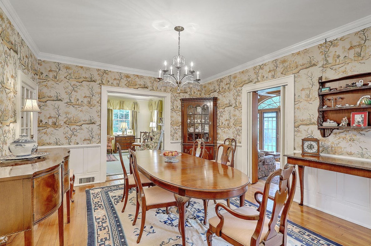 108 Battery St, Charleston SC  29401-2320 exterior