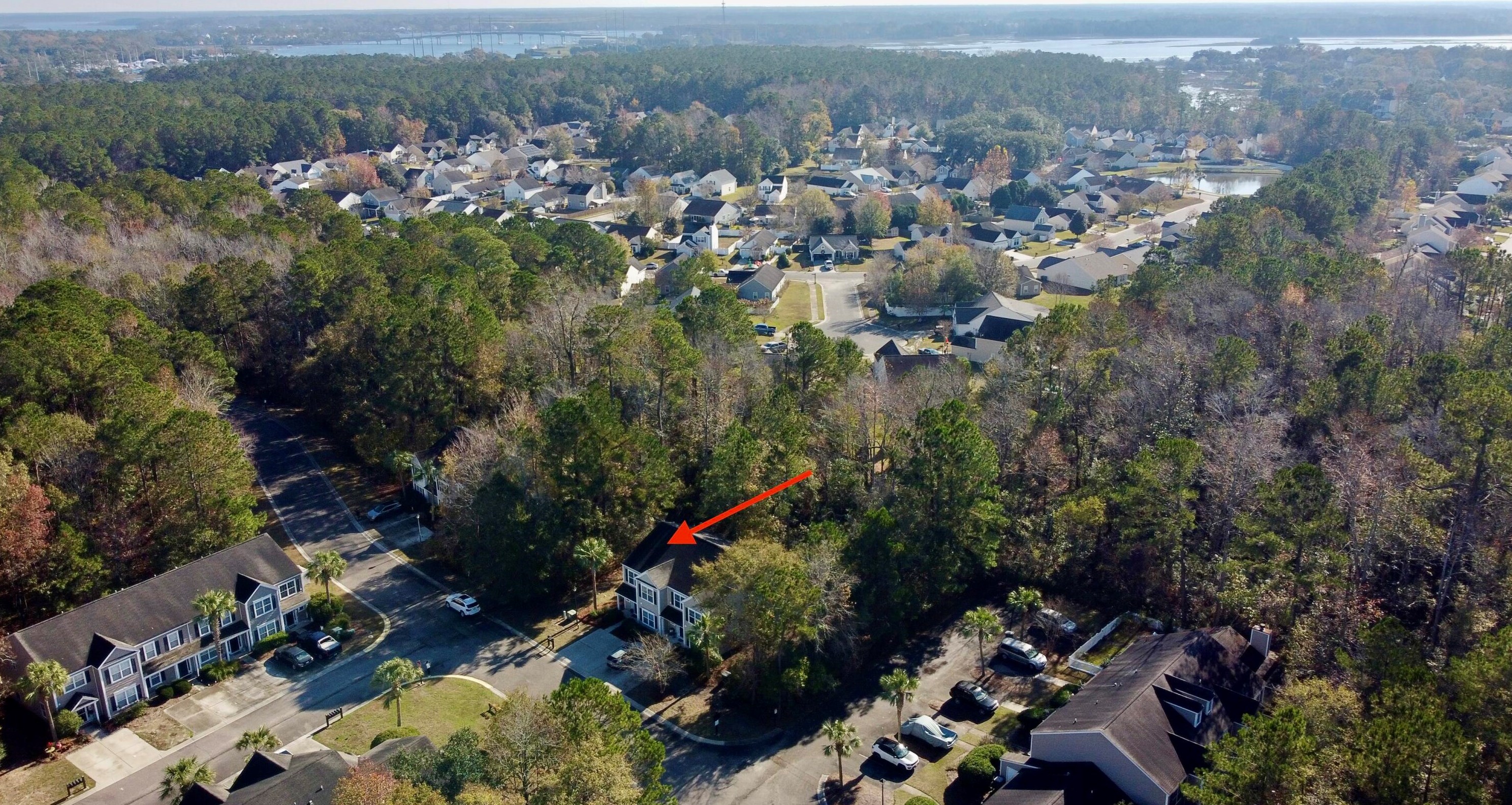 1265 Island Club Dr, Charleston SC  29492-8260 exterior