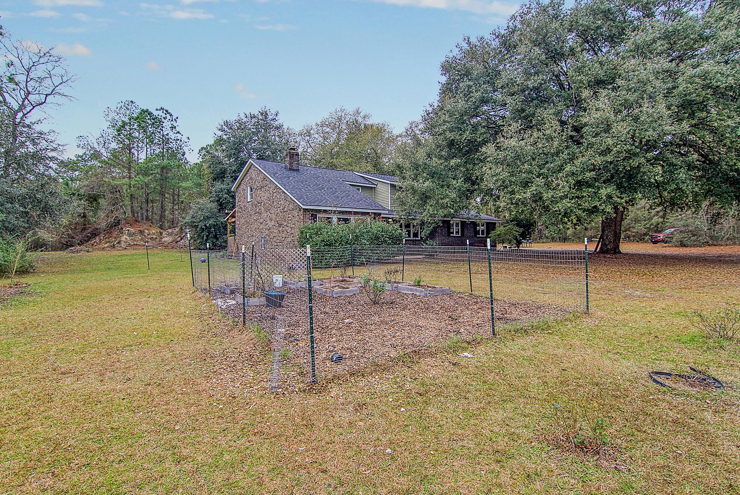 22 Sherrill Ln, Round O SC  29474-4375 exterior