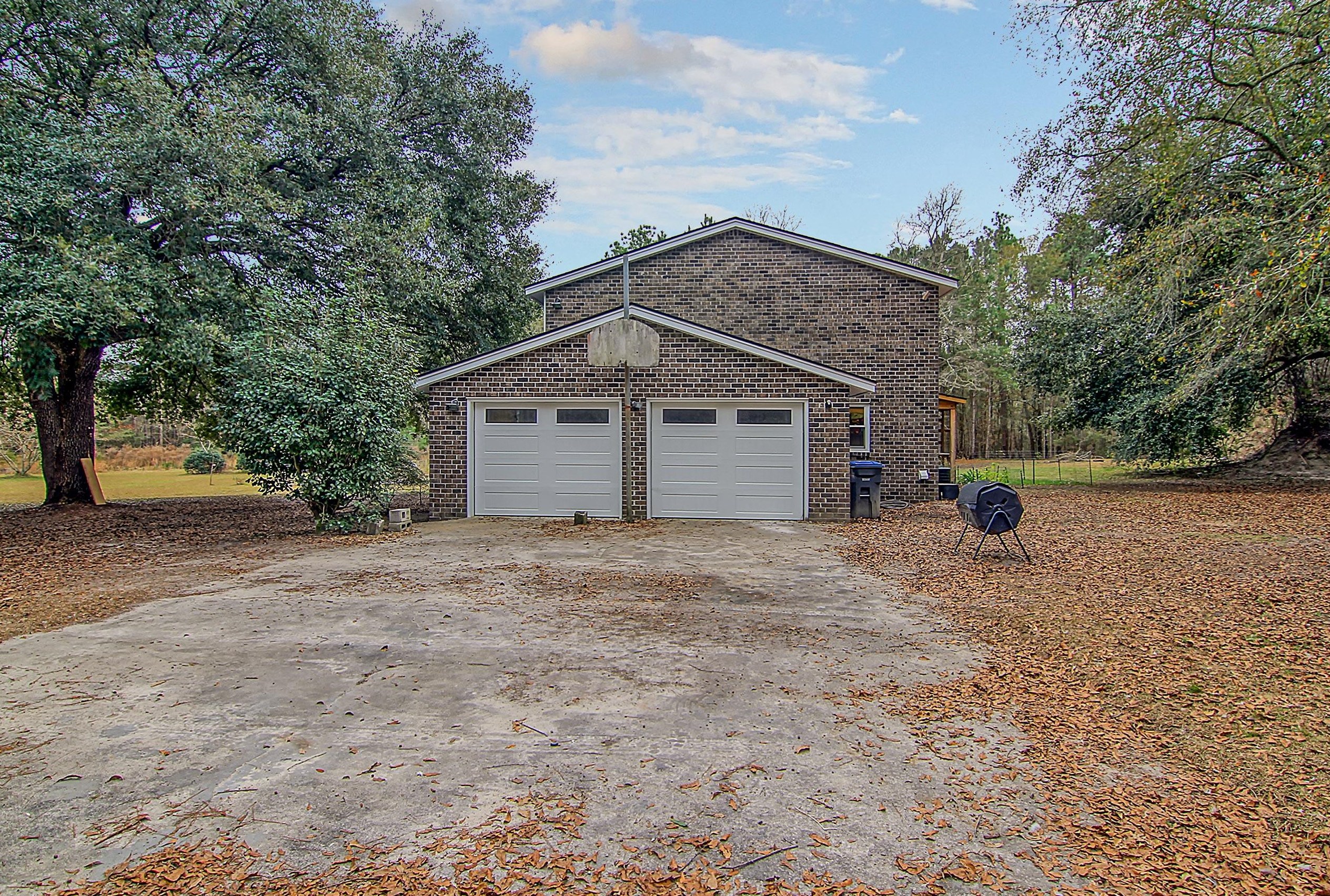 22 Sherrill Ln, Round O SC  29474-4375 exterior