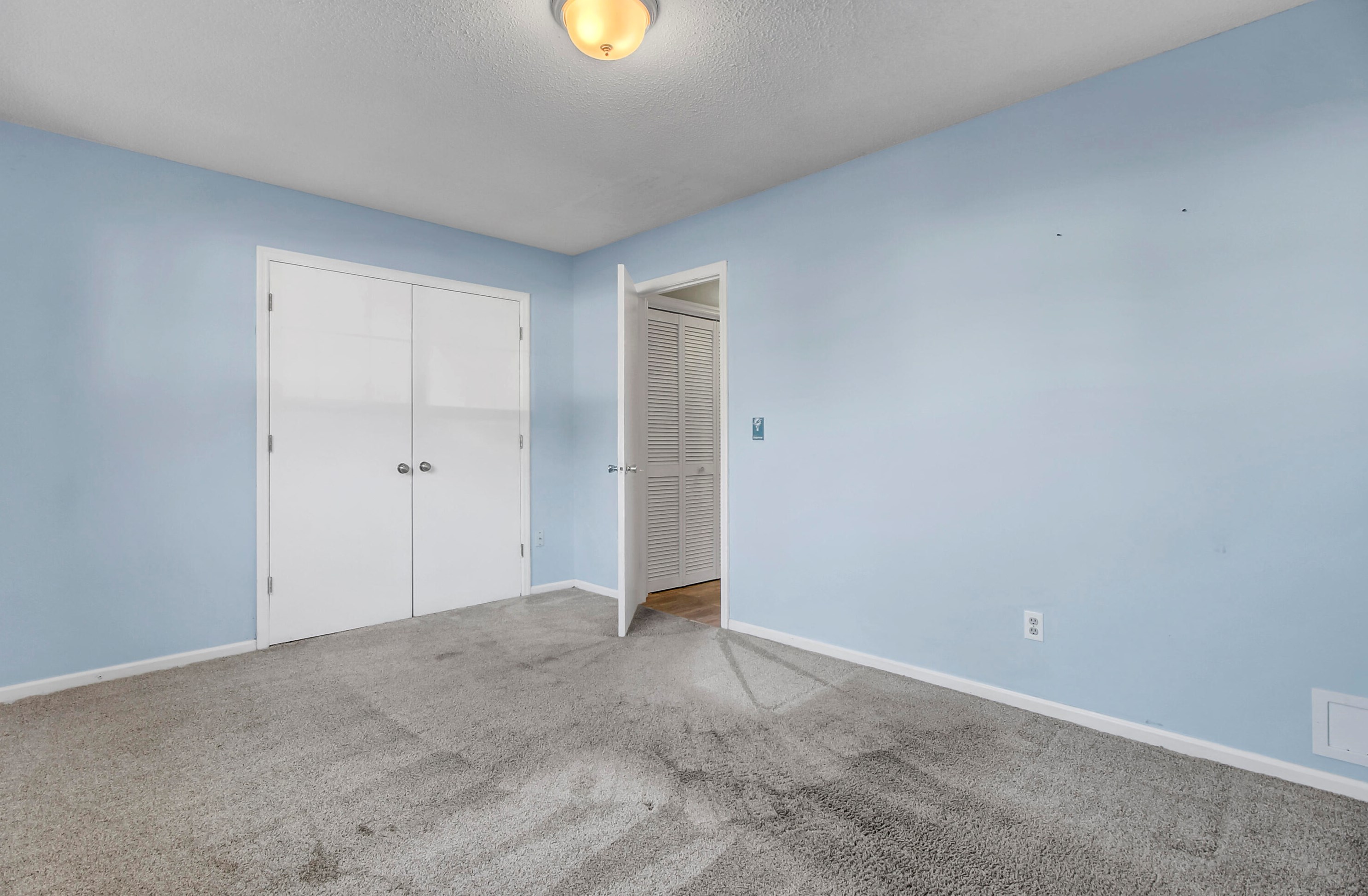 408 Courtland Dr, Summerville SC  29483-1710 exterior