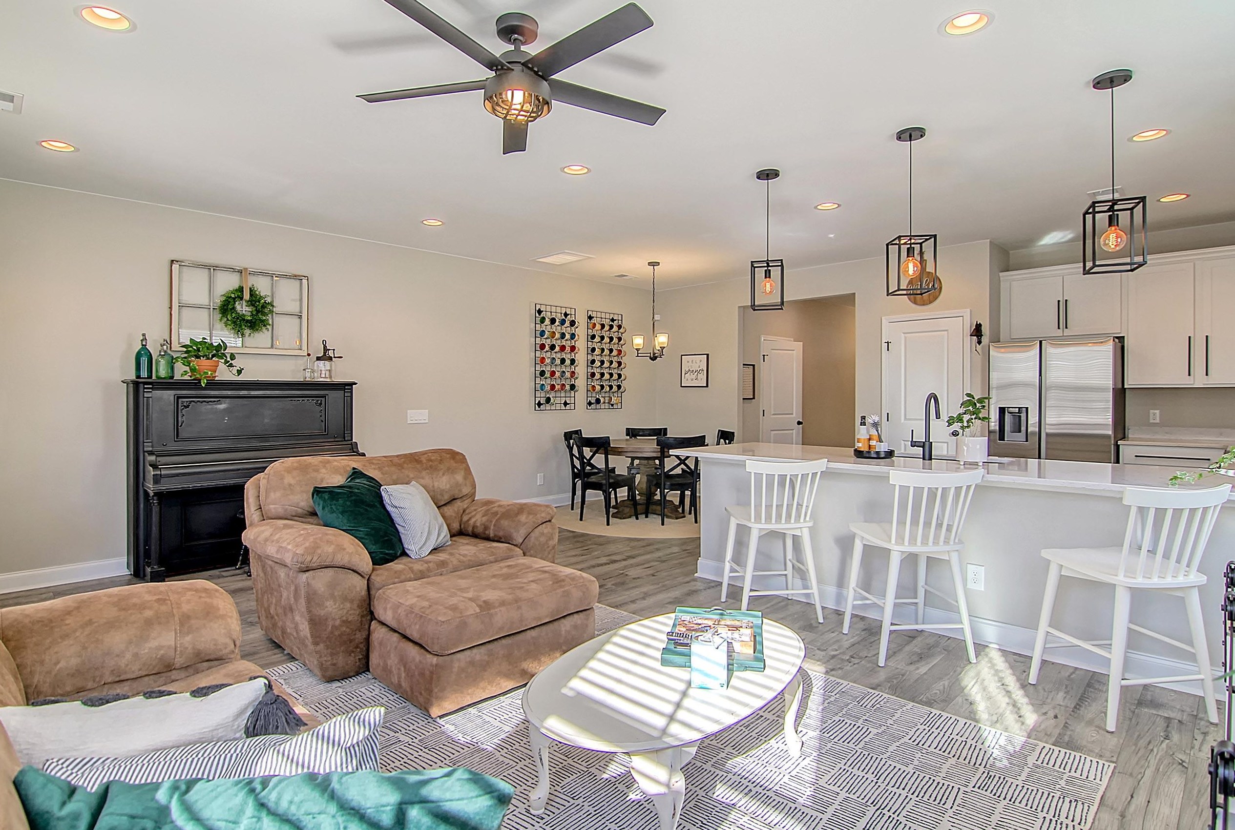 7760 Montview Rd, Charleston SC  29418-2257 exterior