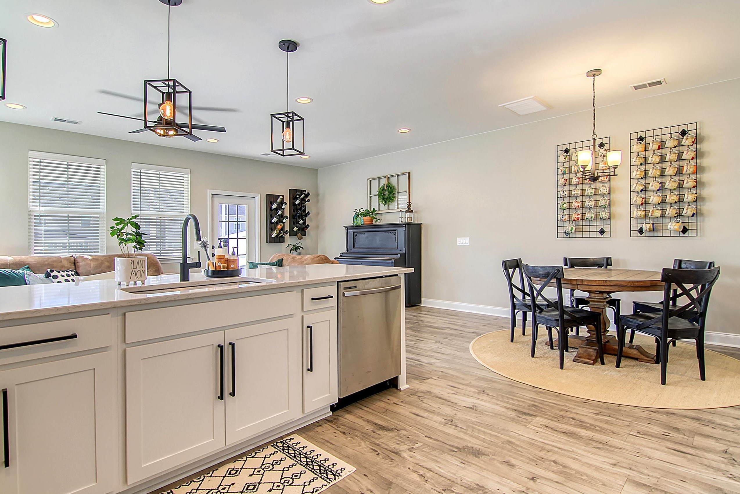 7760 Montview Rd, Charleston SC  29418-2257 exterior