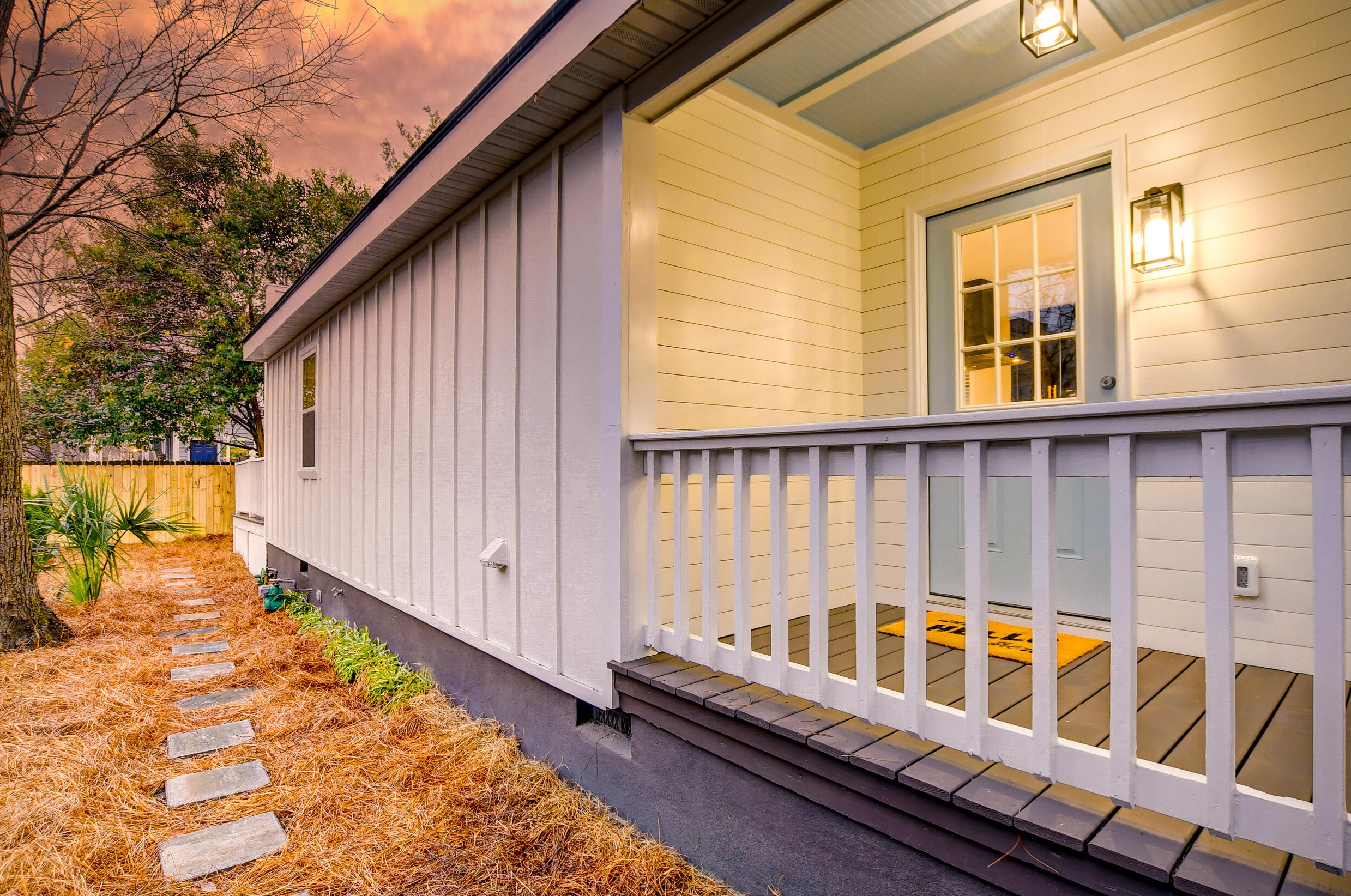 1 H St, Charleston SC  29403-4751 exterior