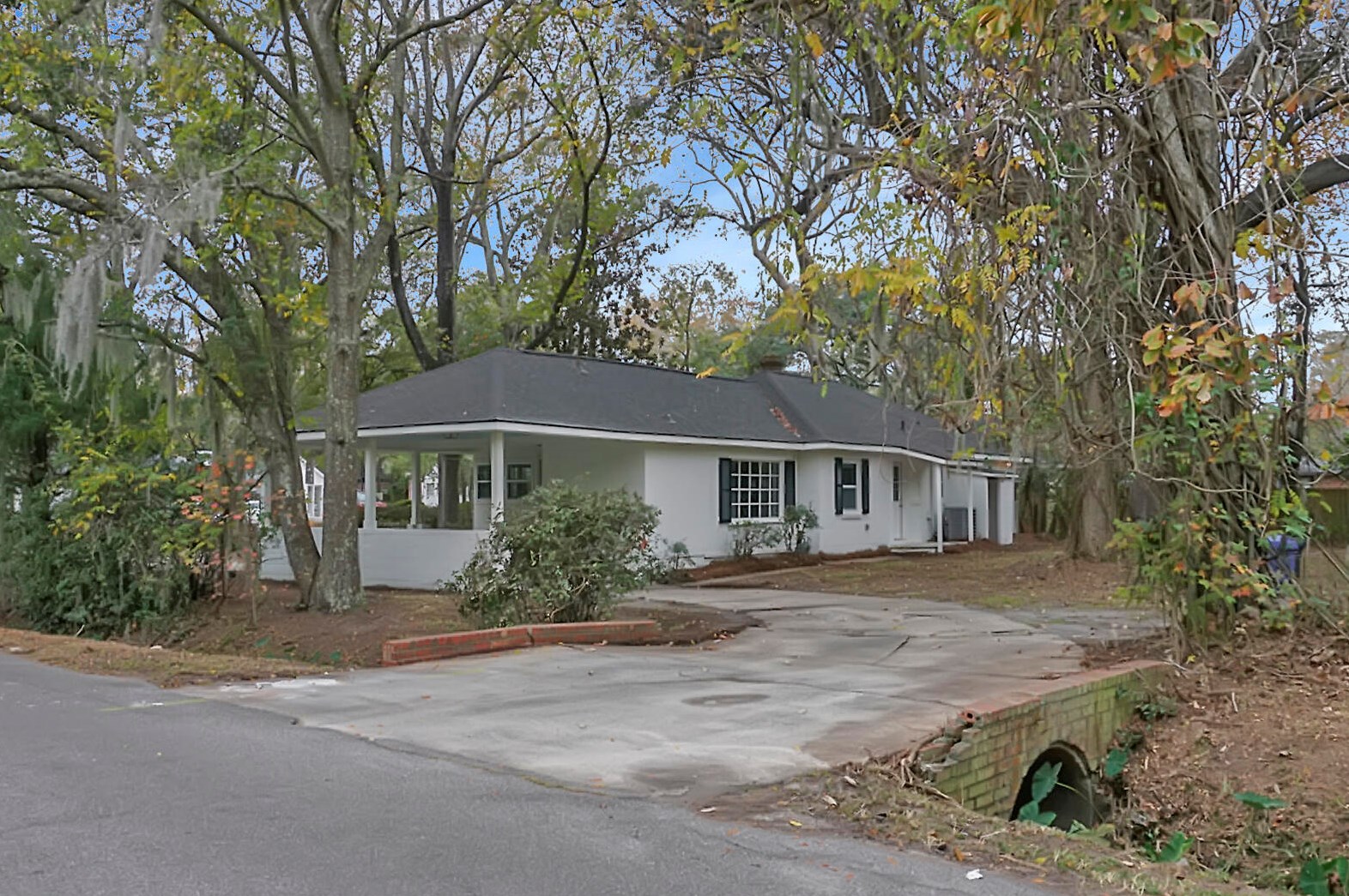 668 Oak Forest Dr, Charleston SC  29407-7039 exterior