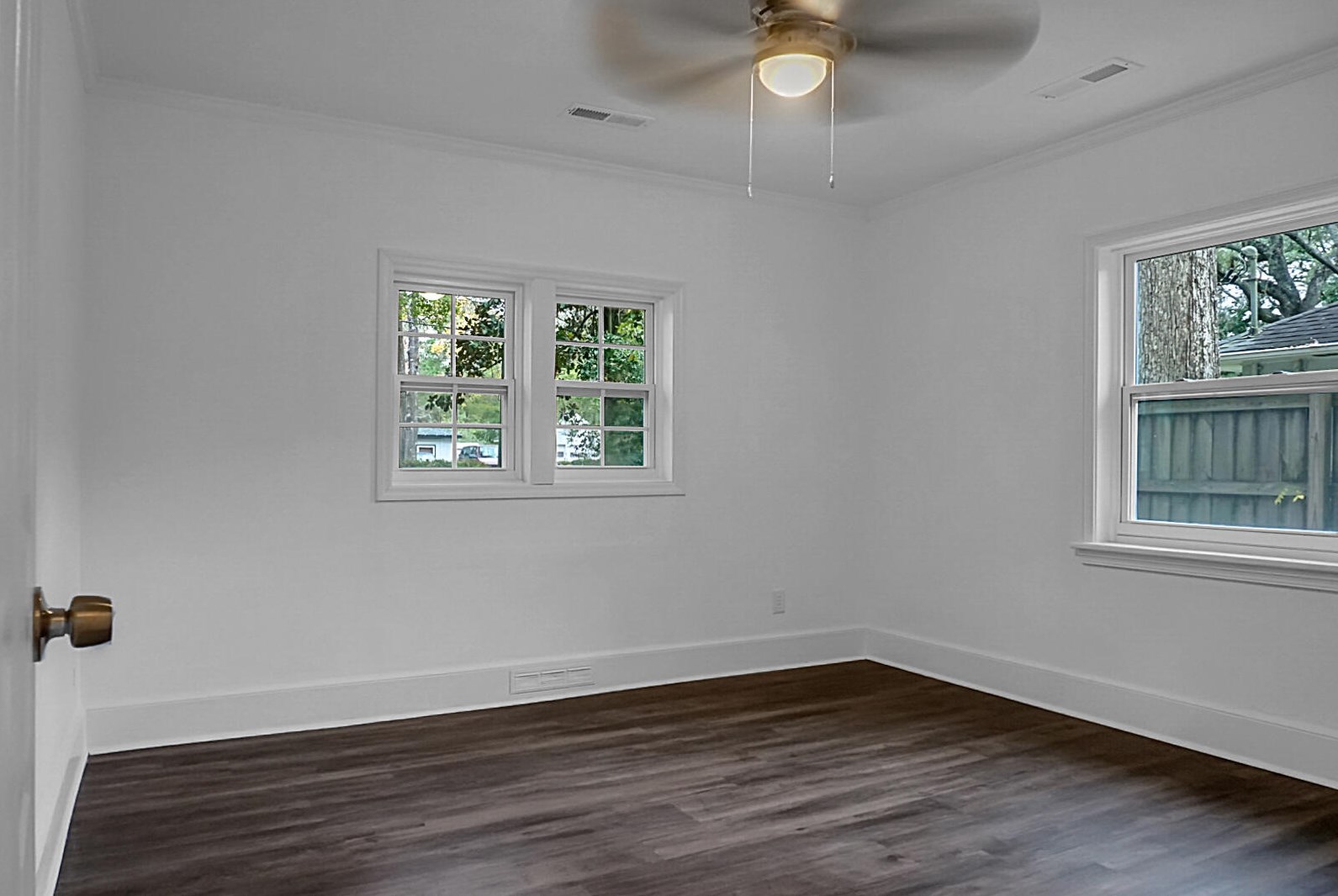 668 Oak Forest Dr, Charleston SC  29407-7039 exterior