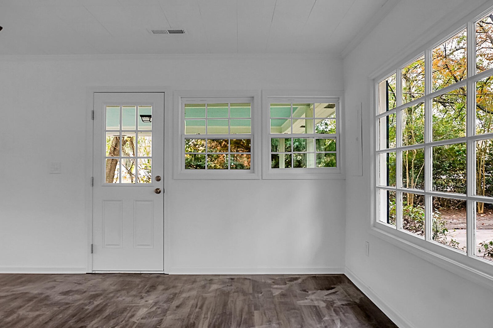 668 Oak Forest Dr, Charleston SC  29407-7039 exterior