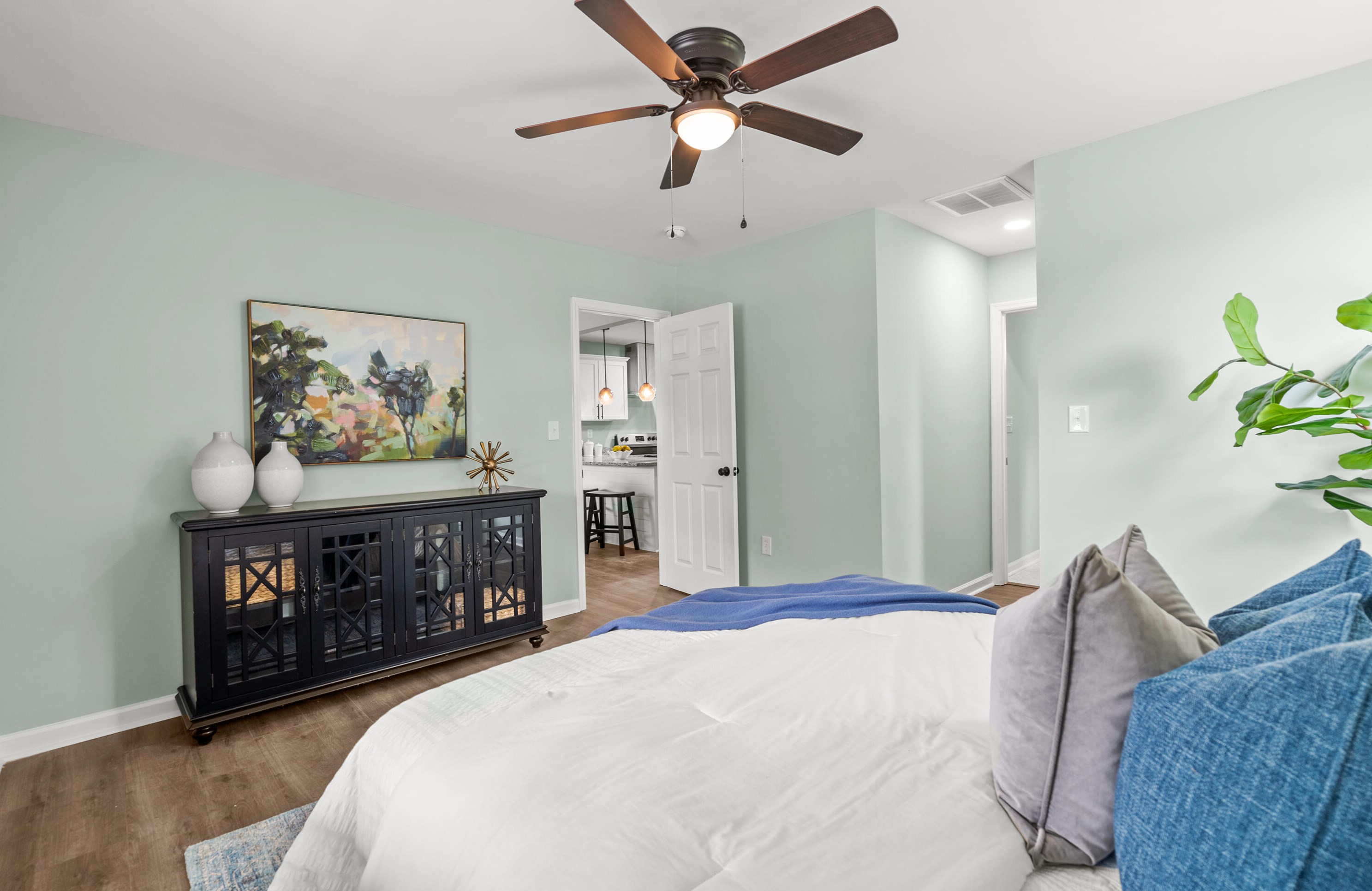 4606 Holmes Ave, Charleston SC  29405-4607 exterior