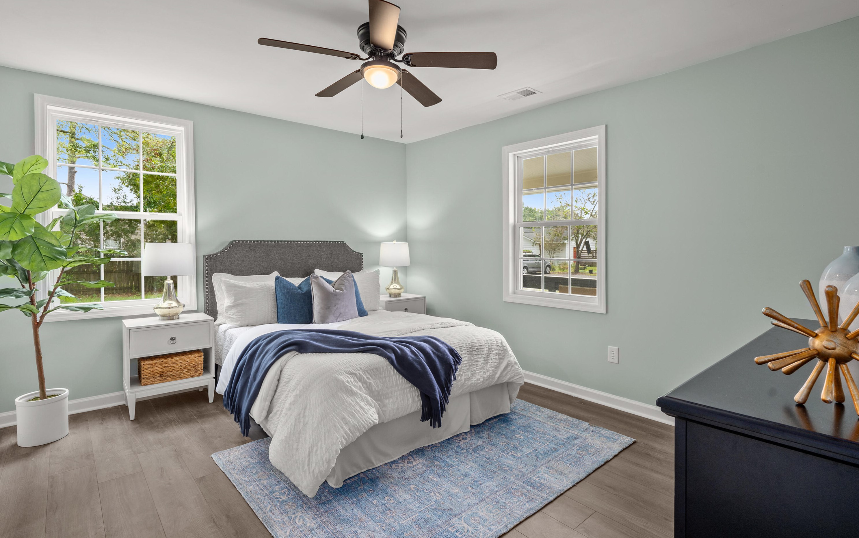 4606 Holmes Ave, Charleston SC  29405-4607 exterior