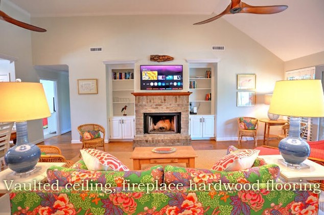 3606 Big Bay Dr, Edisto SC  29438-3702 exterior
