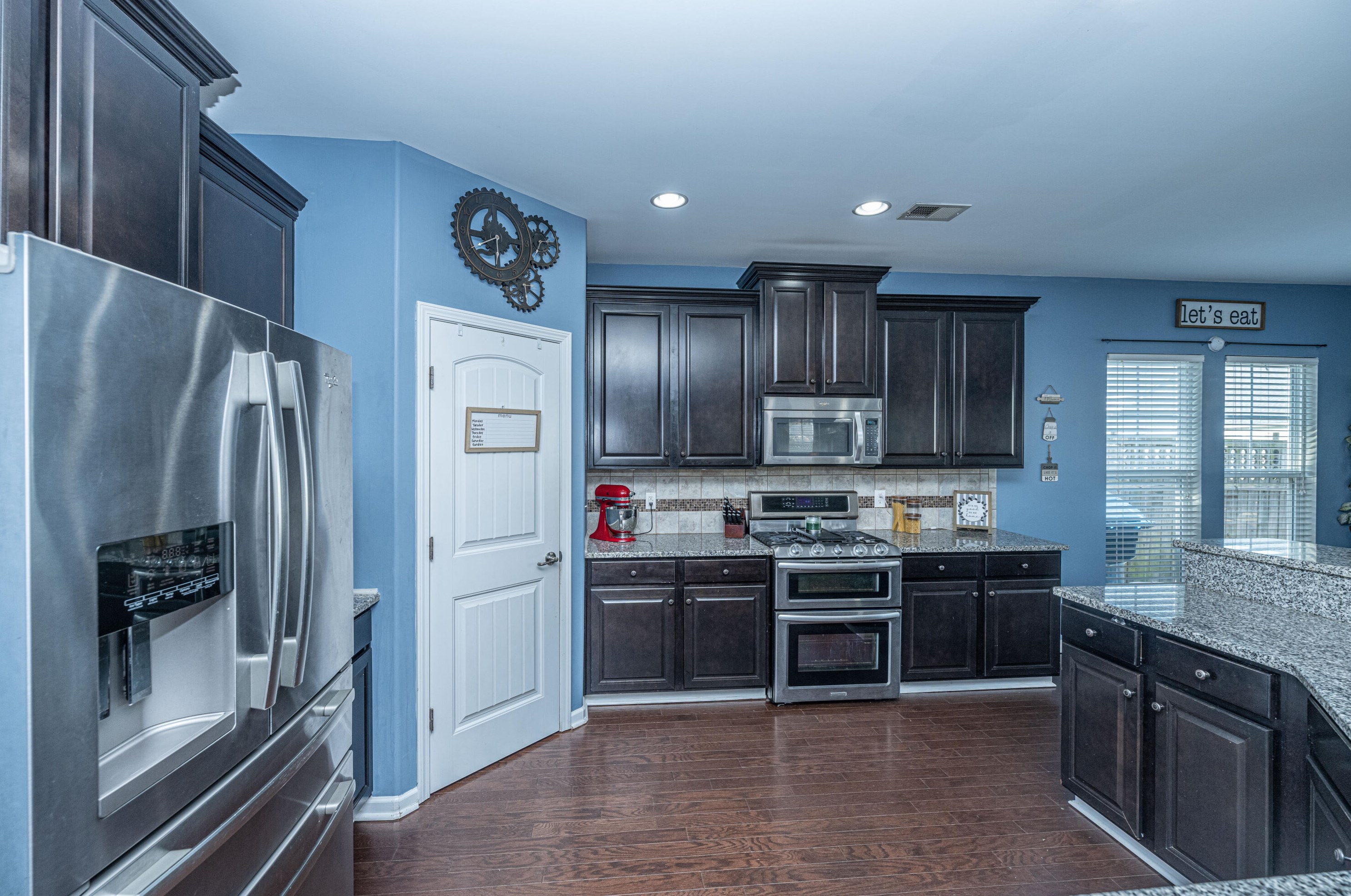 218 Topsaw Ln, Moncks Corner SC  29461-8890 exterior