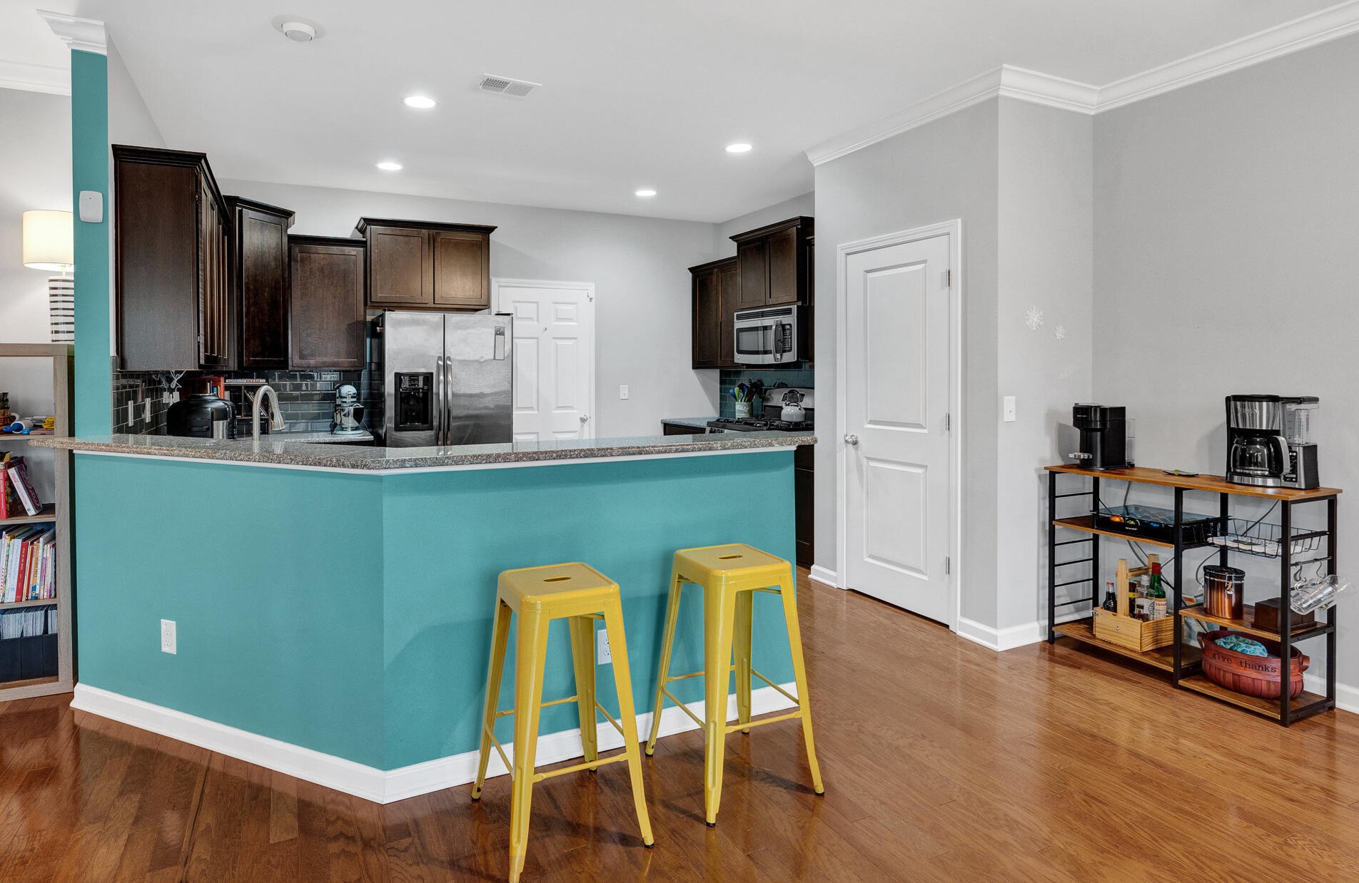 148 Hickory Ridge Way, Summerville SC  29483-9759 exterior