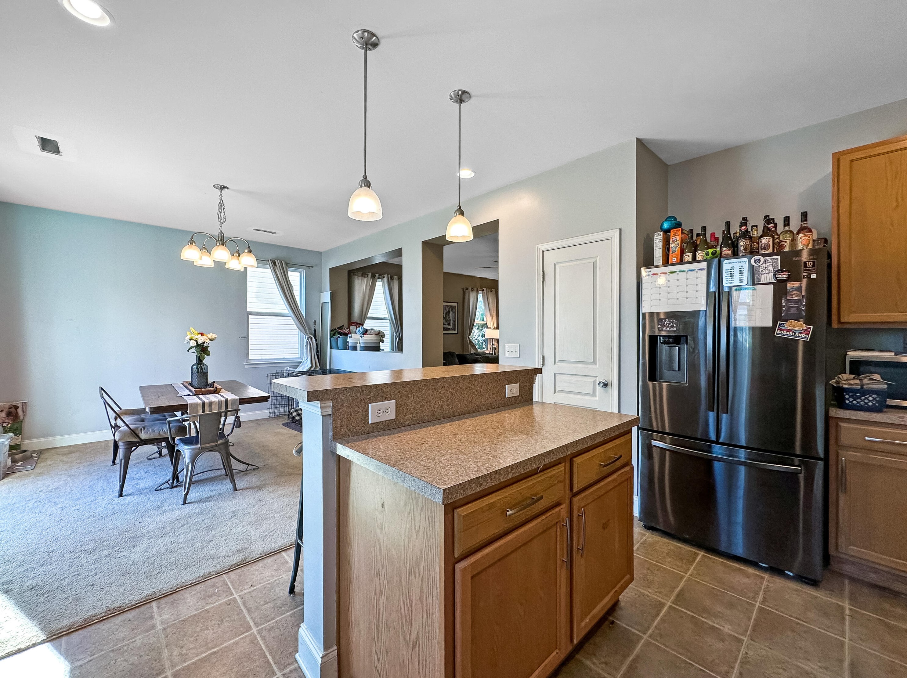 8816 Kellum Dr, Charleston SC  29420-8363 exterior