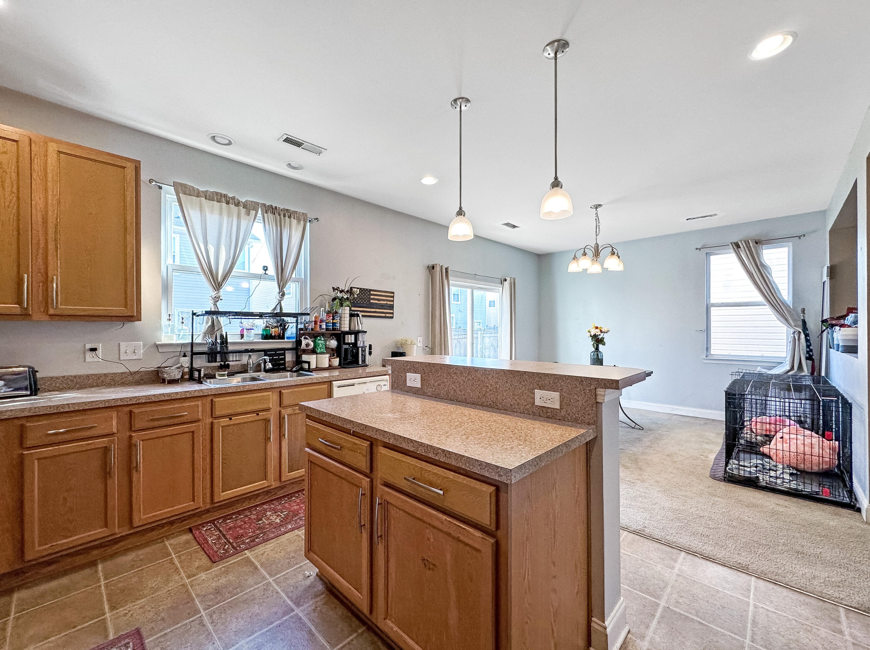 8816 Kellum Dr, Charleston SC  29420-8363 exterior