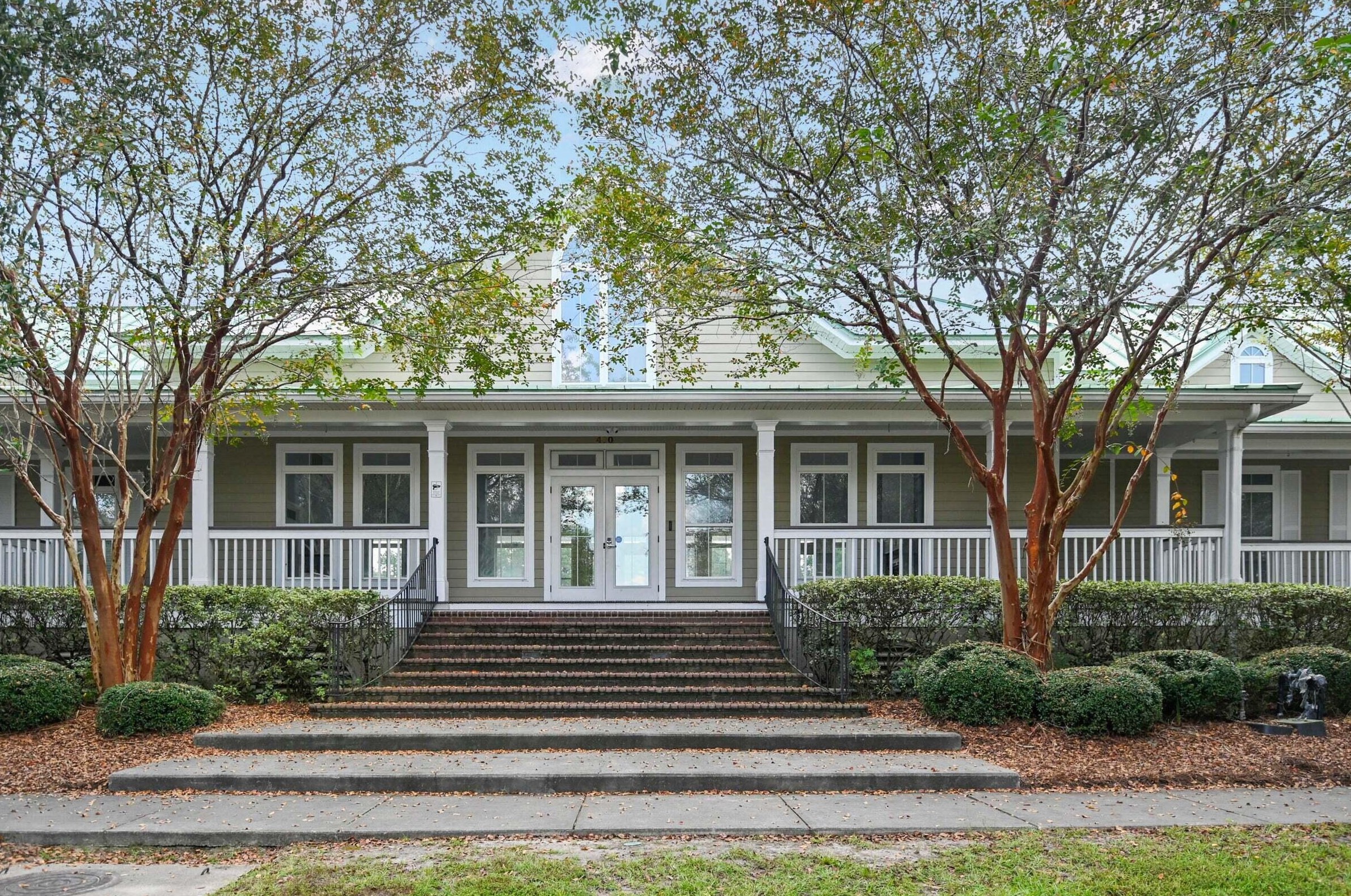 208 Dandelion St, Summerville SC  29483-5556 exterior