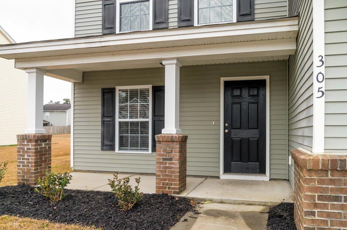 305 Clayburne Dr, Charleston SC  29445-3494 exterior
