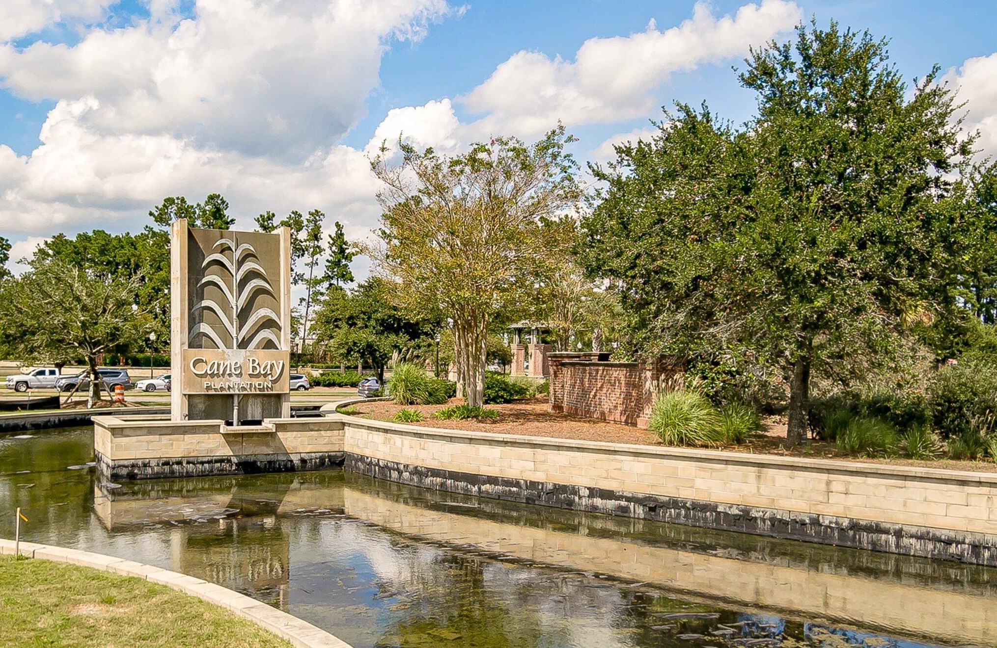 335 Peters Creek Dr, Summerville SC  29483-5341 exterior