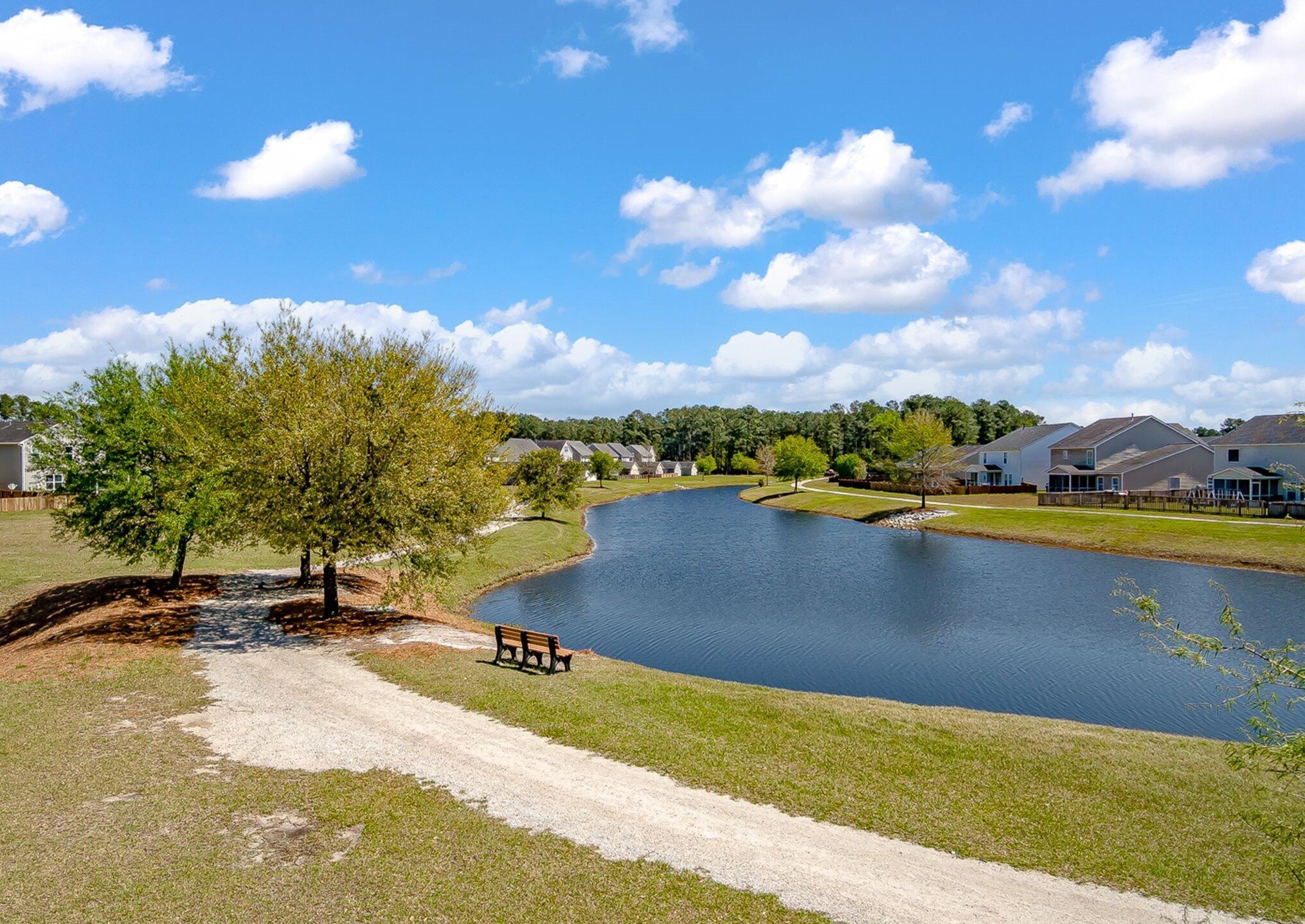 335 Peters Creek Dr, Summerville SC  29483-5341 exterior