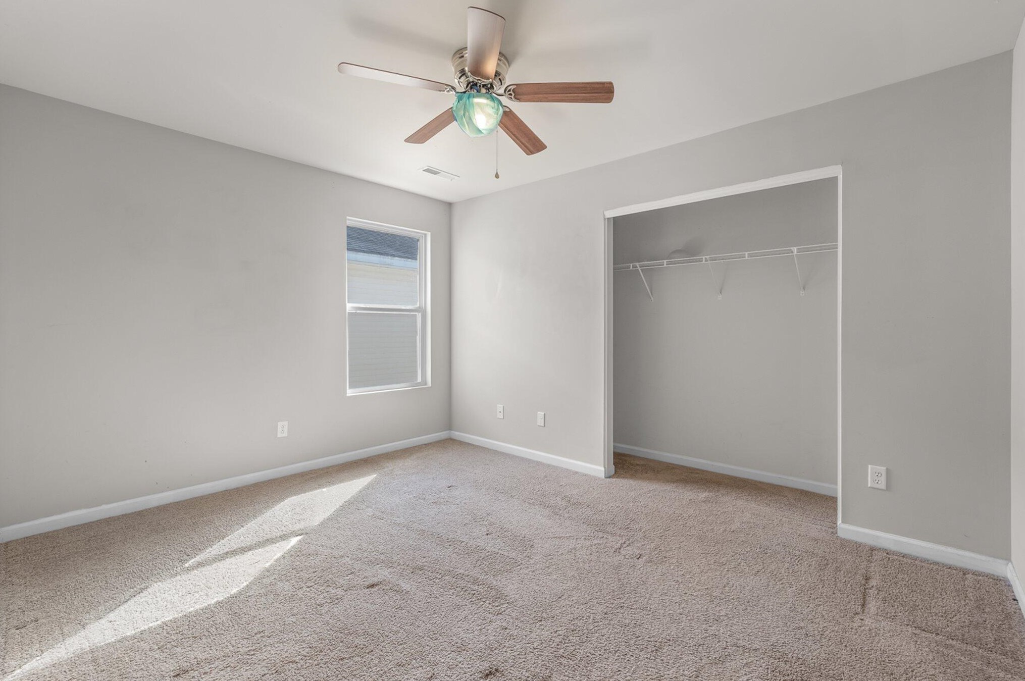 335 Peters Creek Dr, Summerville SC  29483-5341 exterior