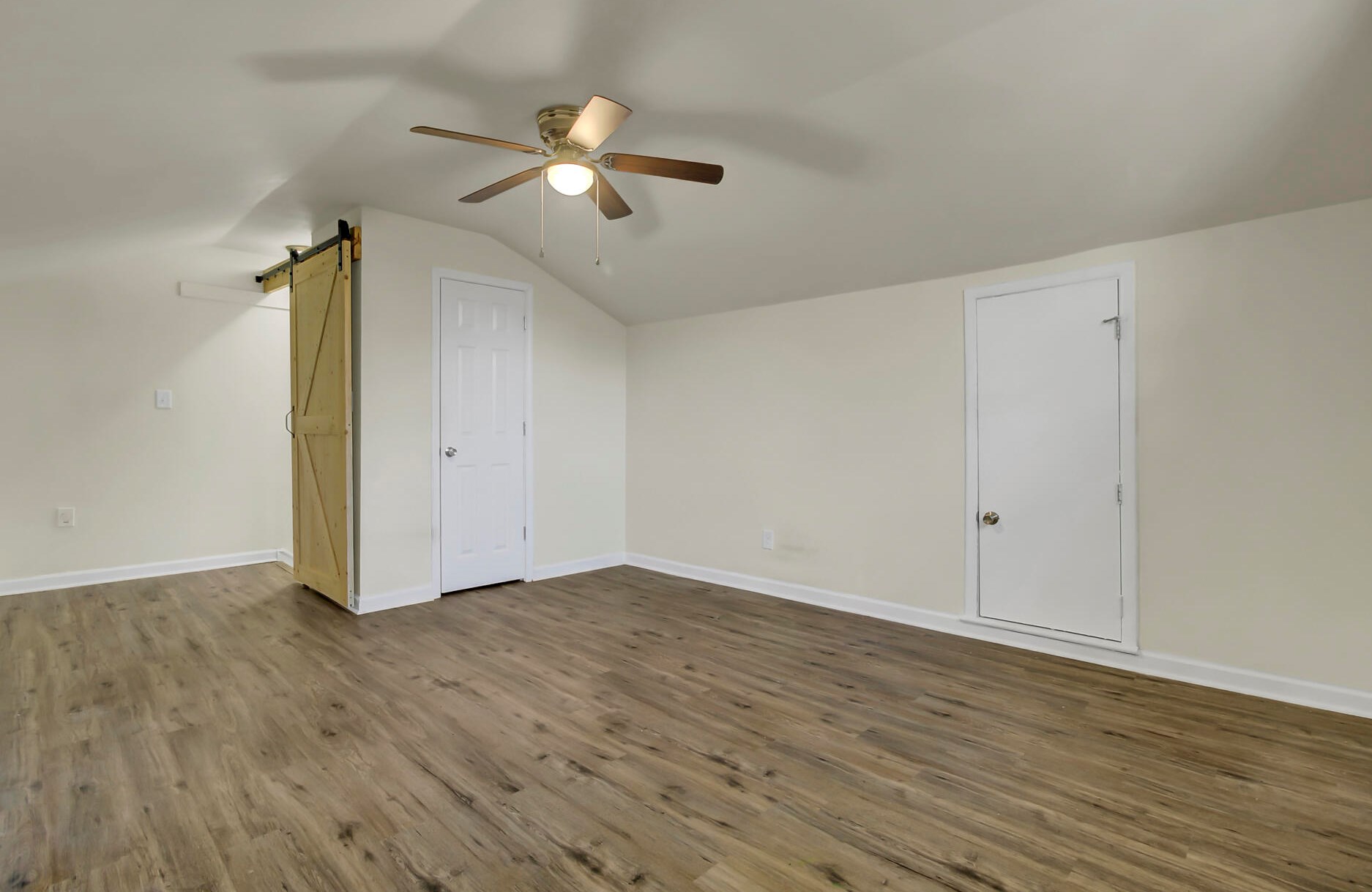 202 Pointer Dr, Summerville SC  29485-5126 exterior