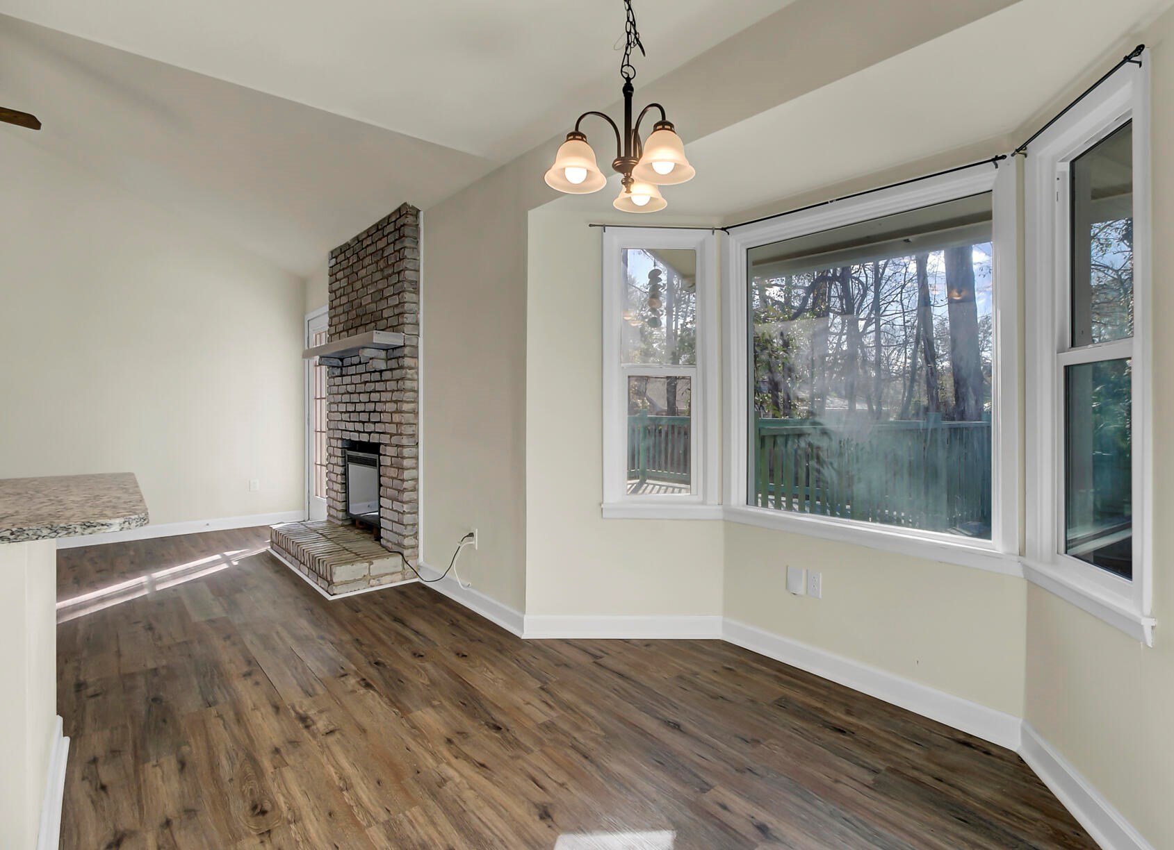 202 Pointer Dr, Summerville SC  29485-5126 exterior