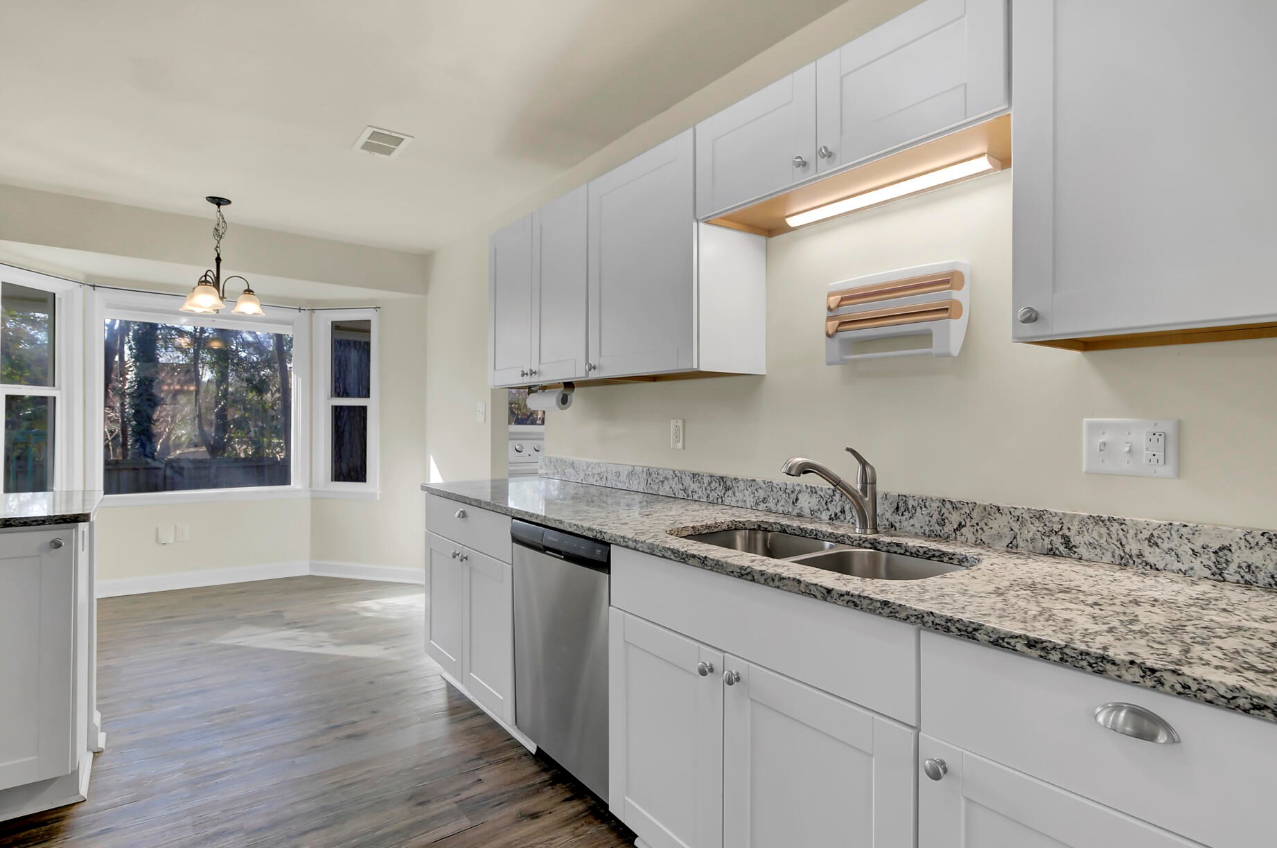 202 Pointer Dr, Summerville SC  29485-5126 exterior