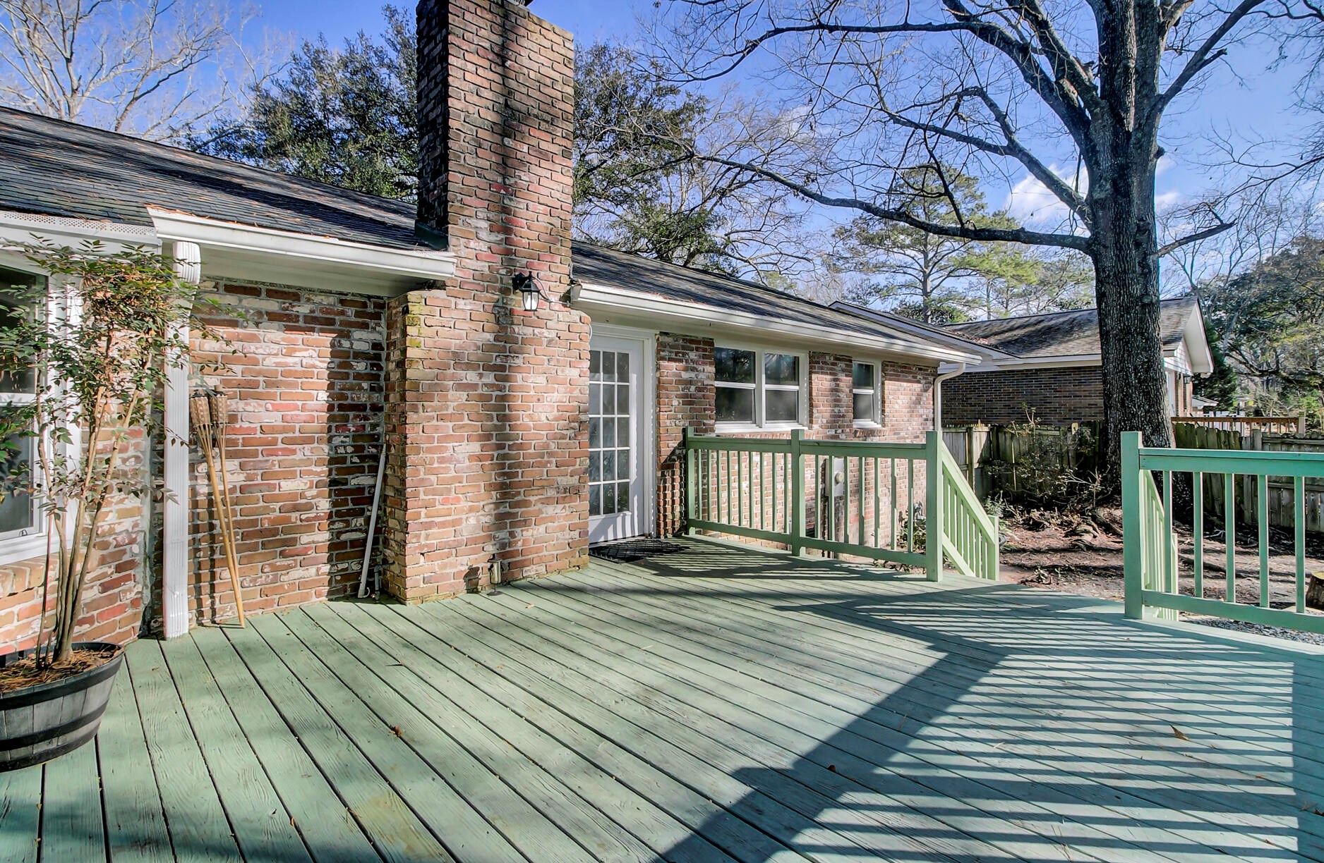 202 Pointer Dr, Summerville SC  29485-5126 exterior