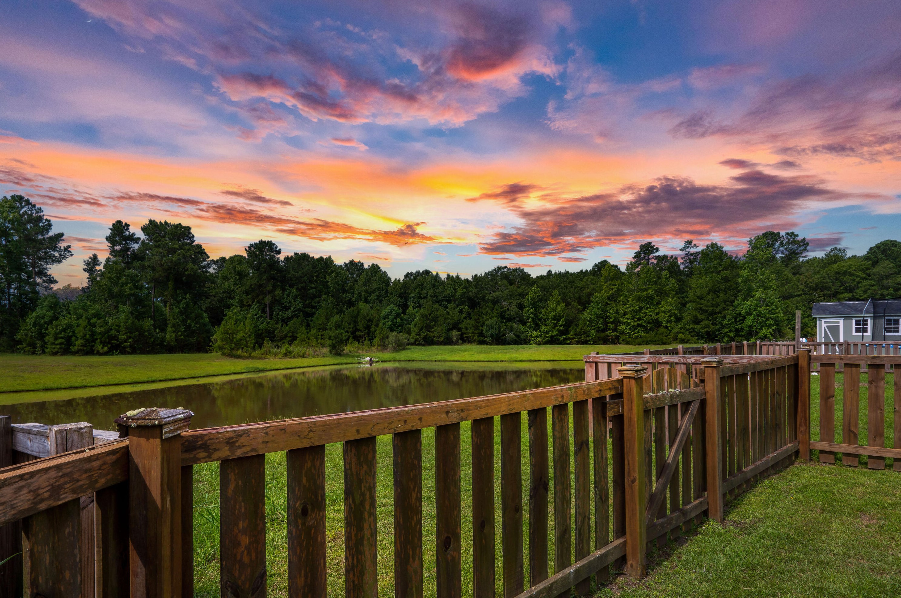 357 Fox Ridge Ln, Moncks Corner SC  29461-6719 exterior