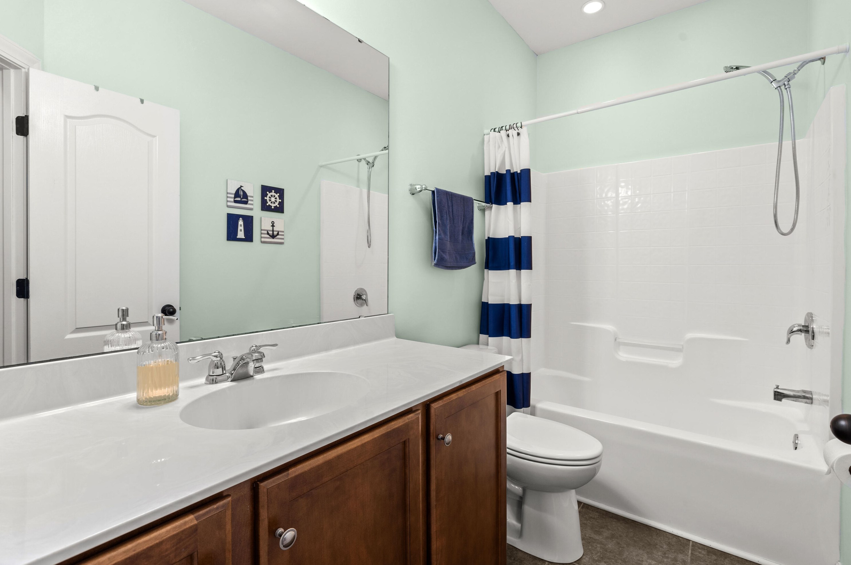 357 Fox Ridge Ln, Moncks Corner SC  29461-6719 exterior
