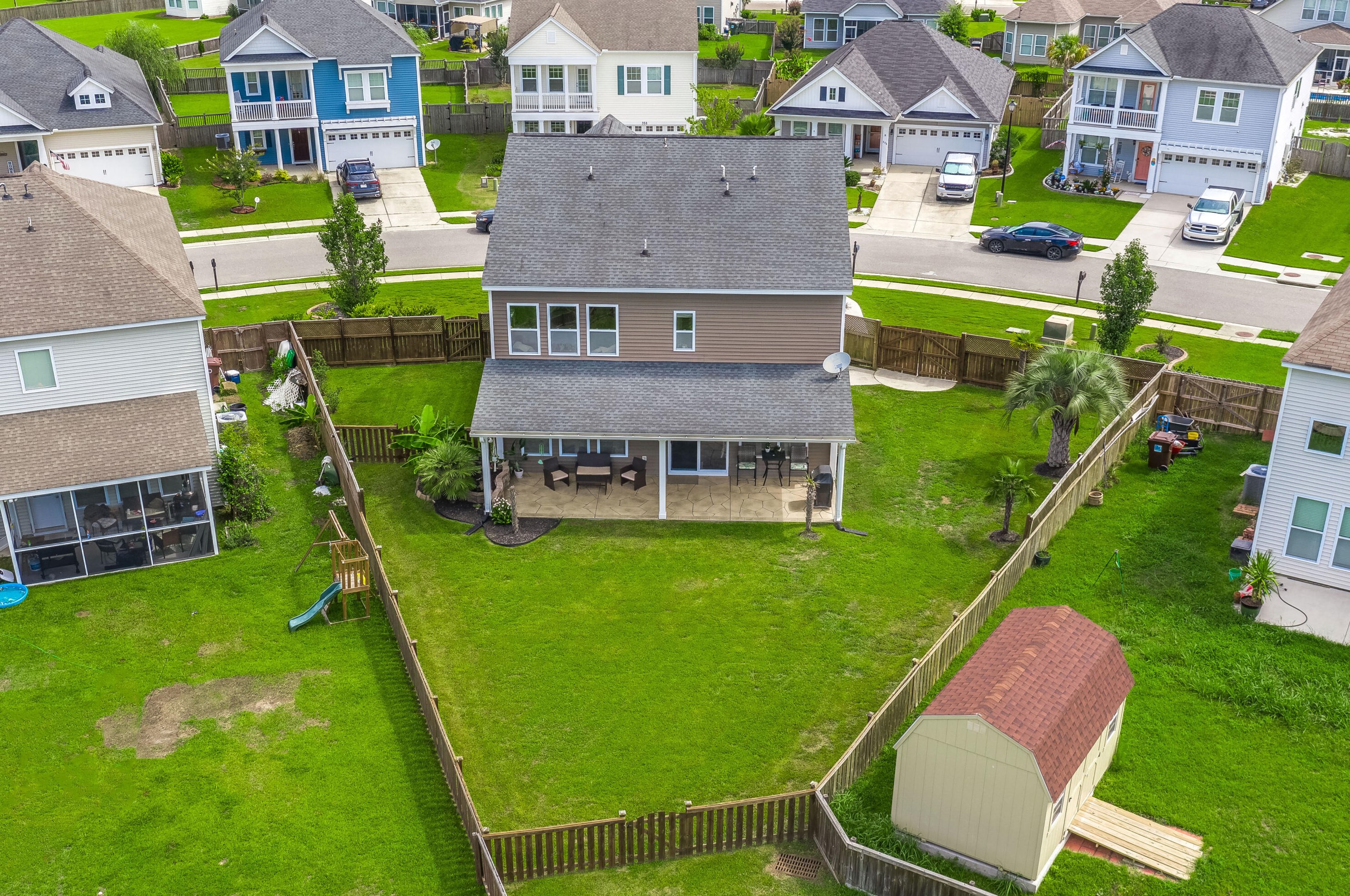 357 Fox Ridge Ln, Moncks Corner SC  29461-6719 exterior