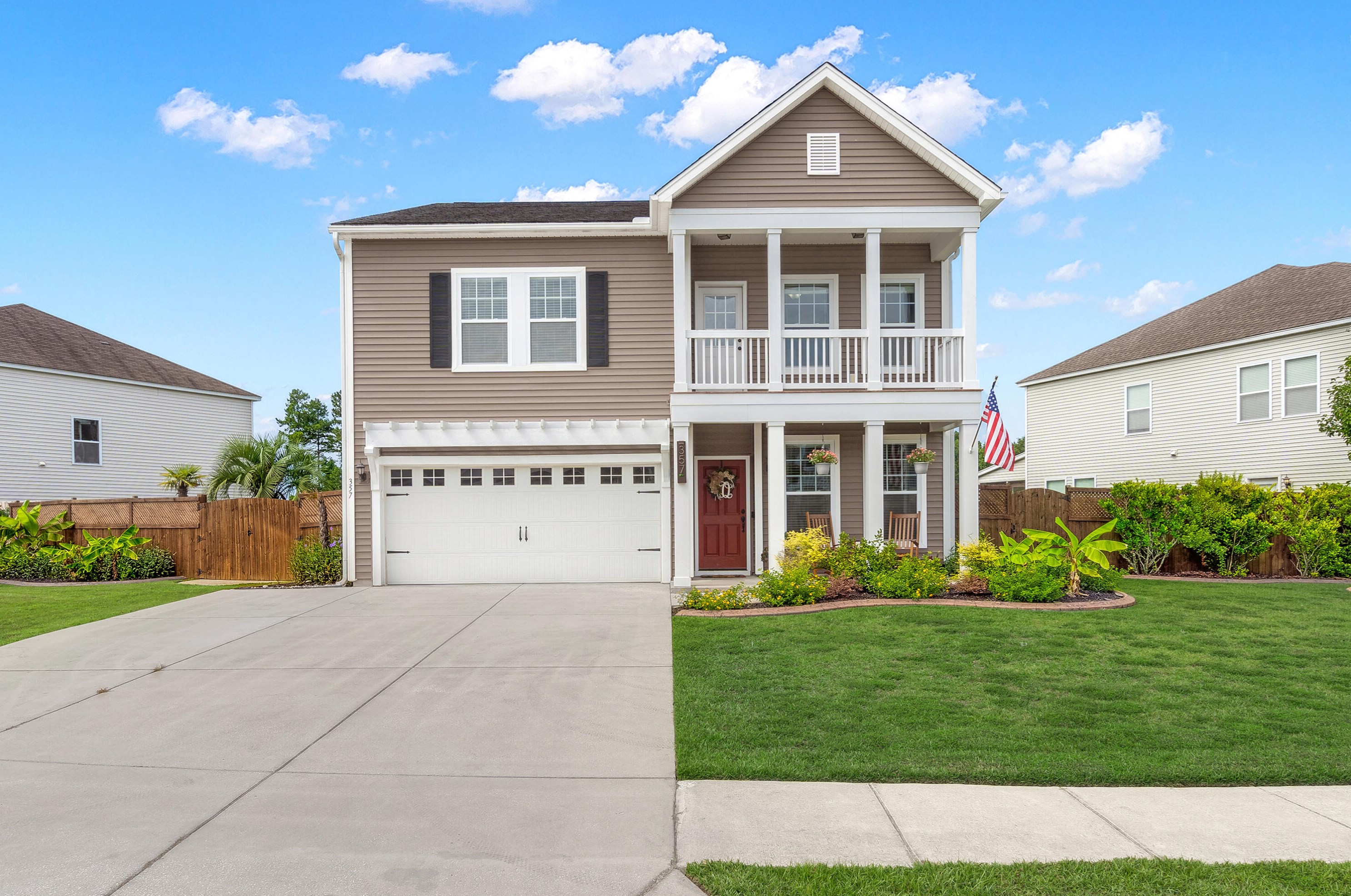 357 Fox Ridge Ln, Moncks Corner SC  29461-6719 exterior