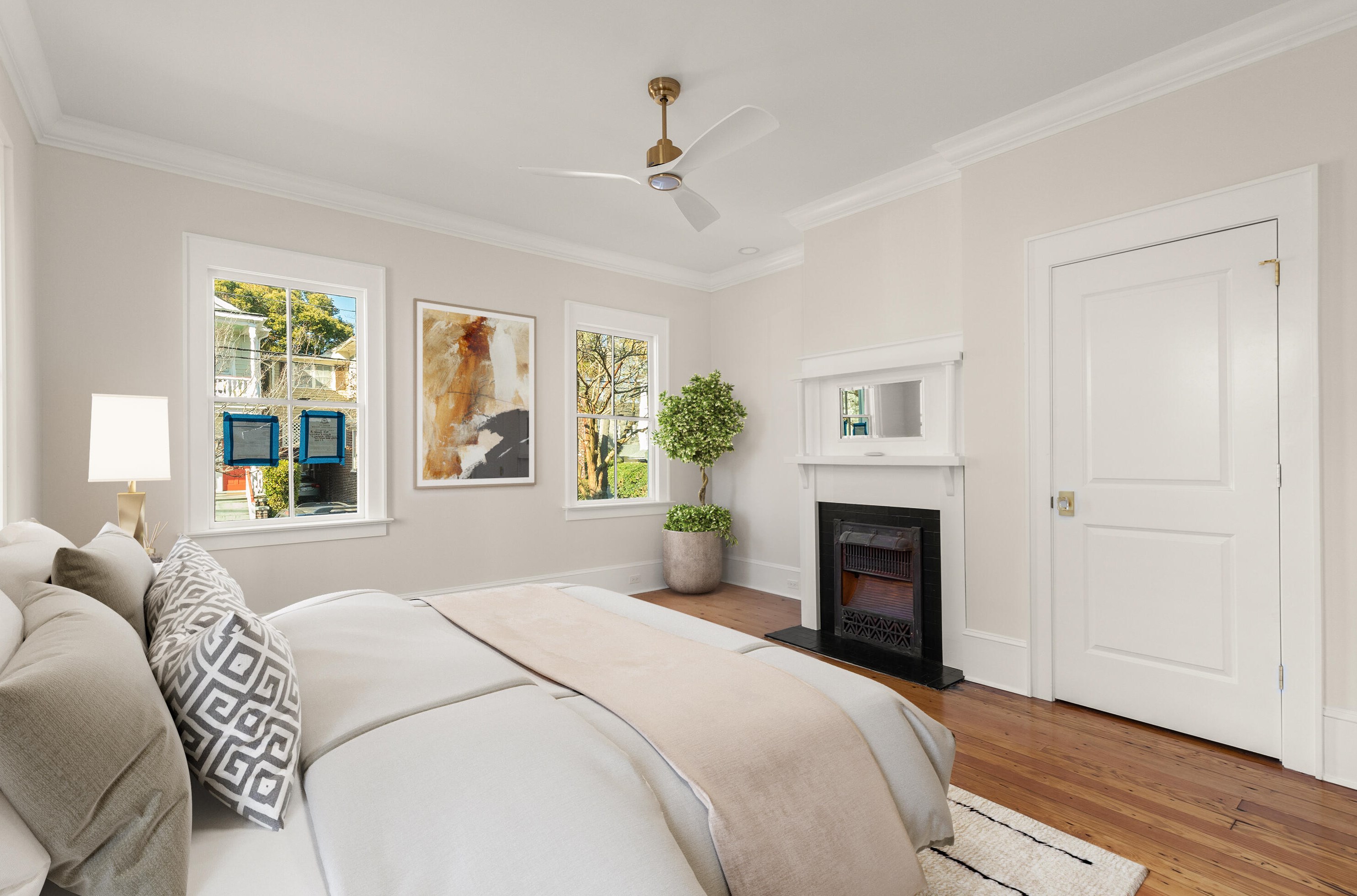 327 Sumter St, Charleston SC  29403-4612 exterior