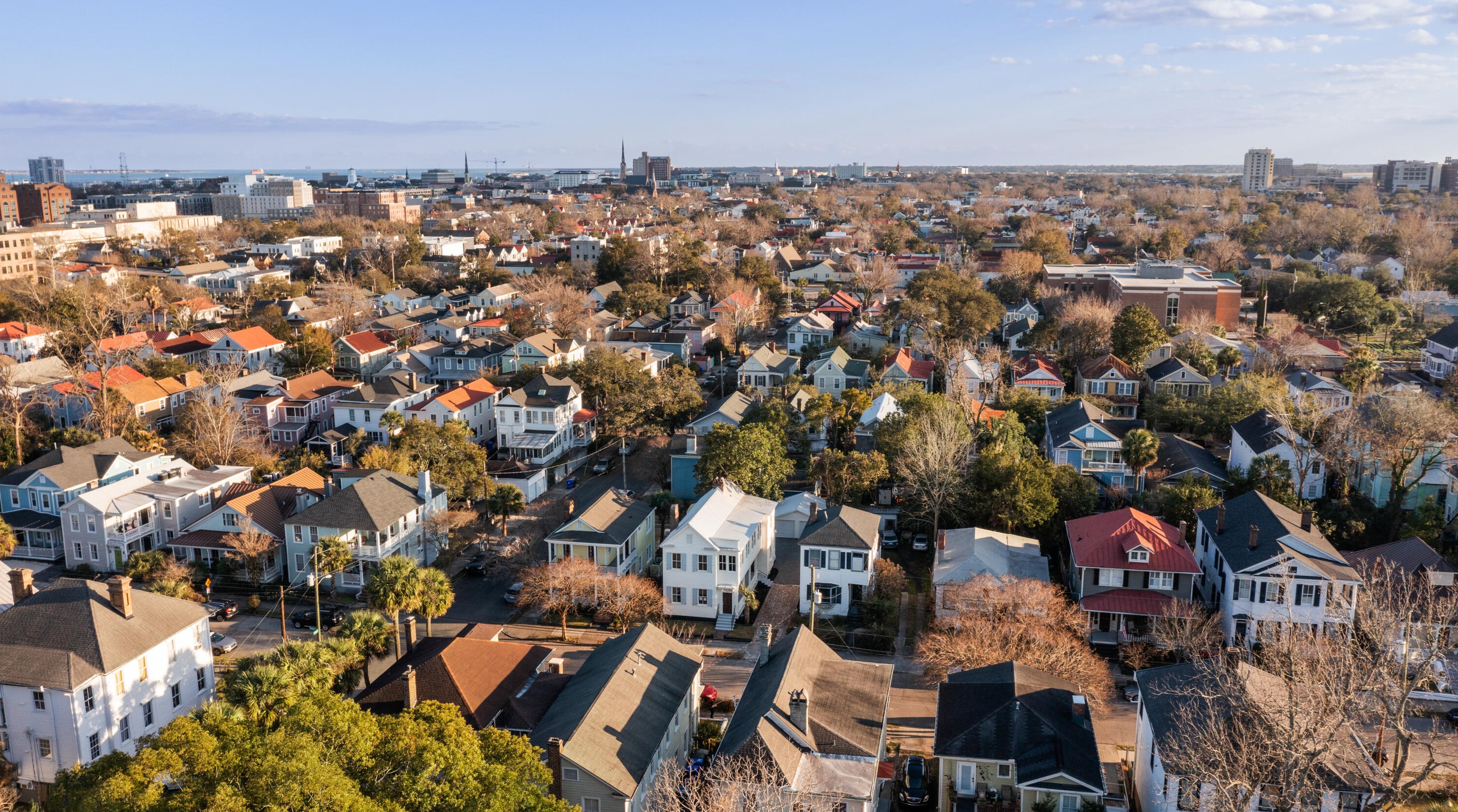 327 Sumter St, Charleston SC  29403-4612 exterior