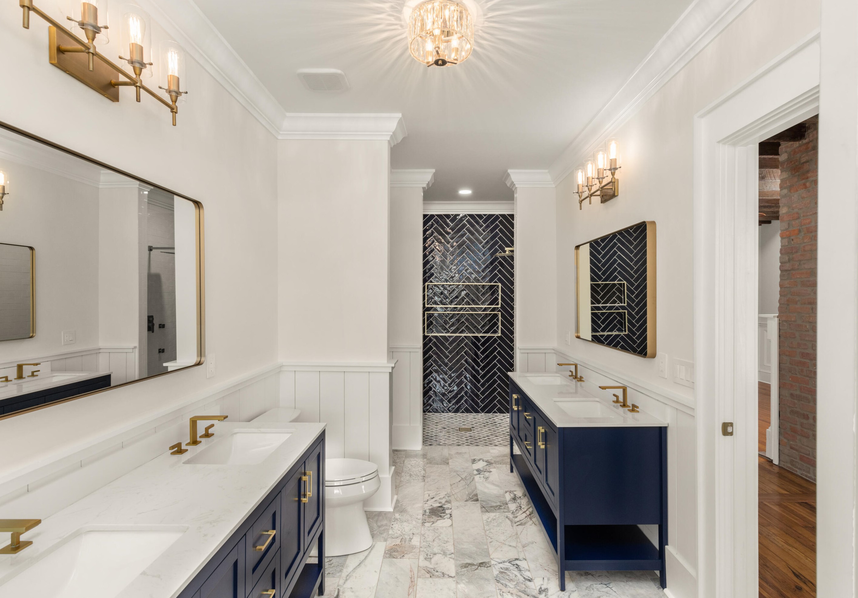 327 Sumter St, Charleston SC  29403-4612 exterior