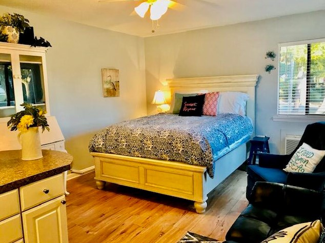 360 Sea Cloud Cir, Edisto SC  29438-3600 exterior