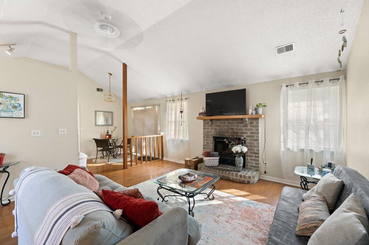 2929 Salamander Creek Ln, Charleston SC  29406-8057 exterior