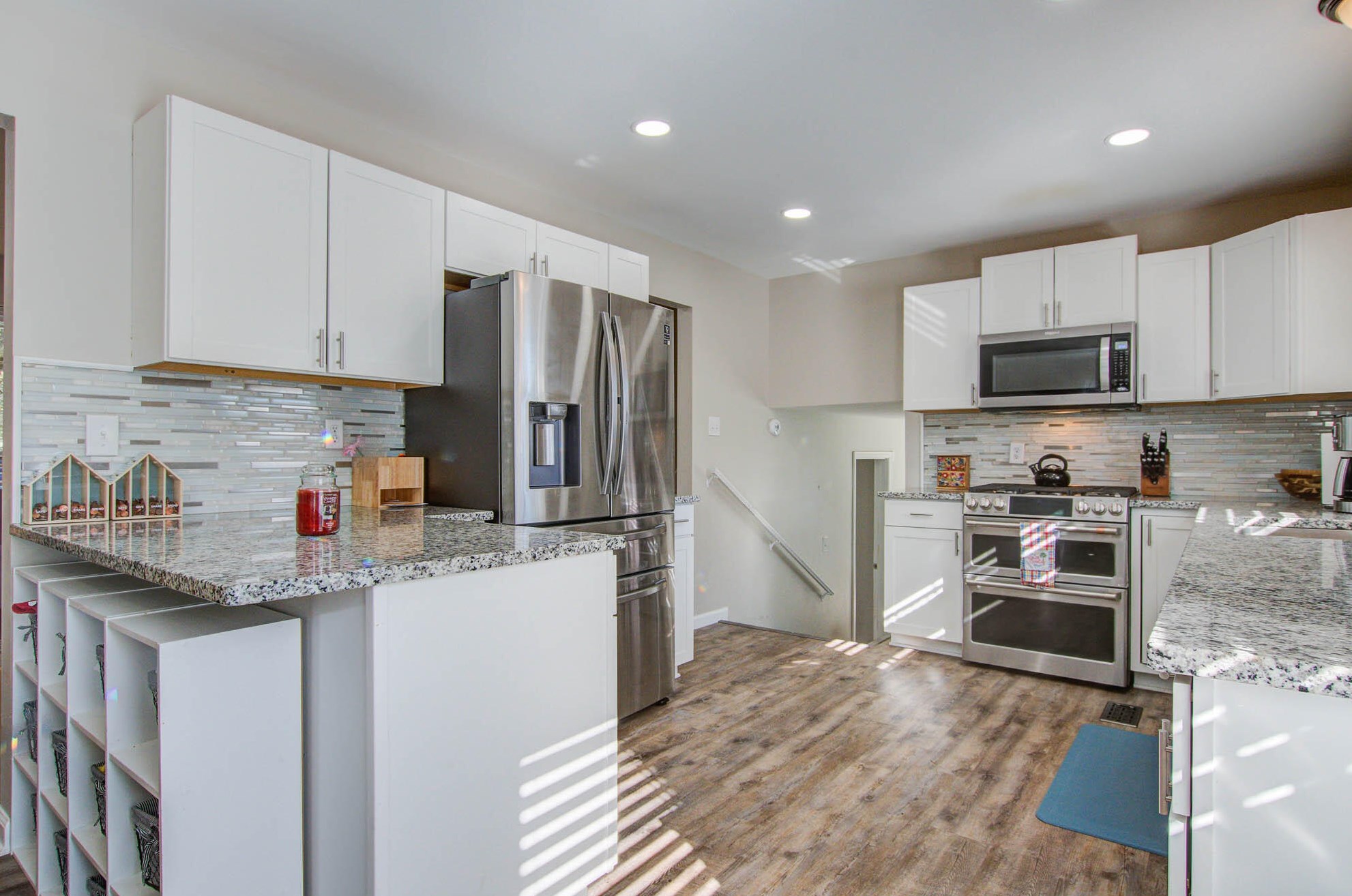 1378 Lenevar Dr, Charleston SC  29407-5117 exterior