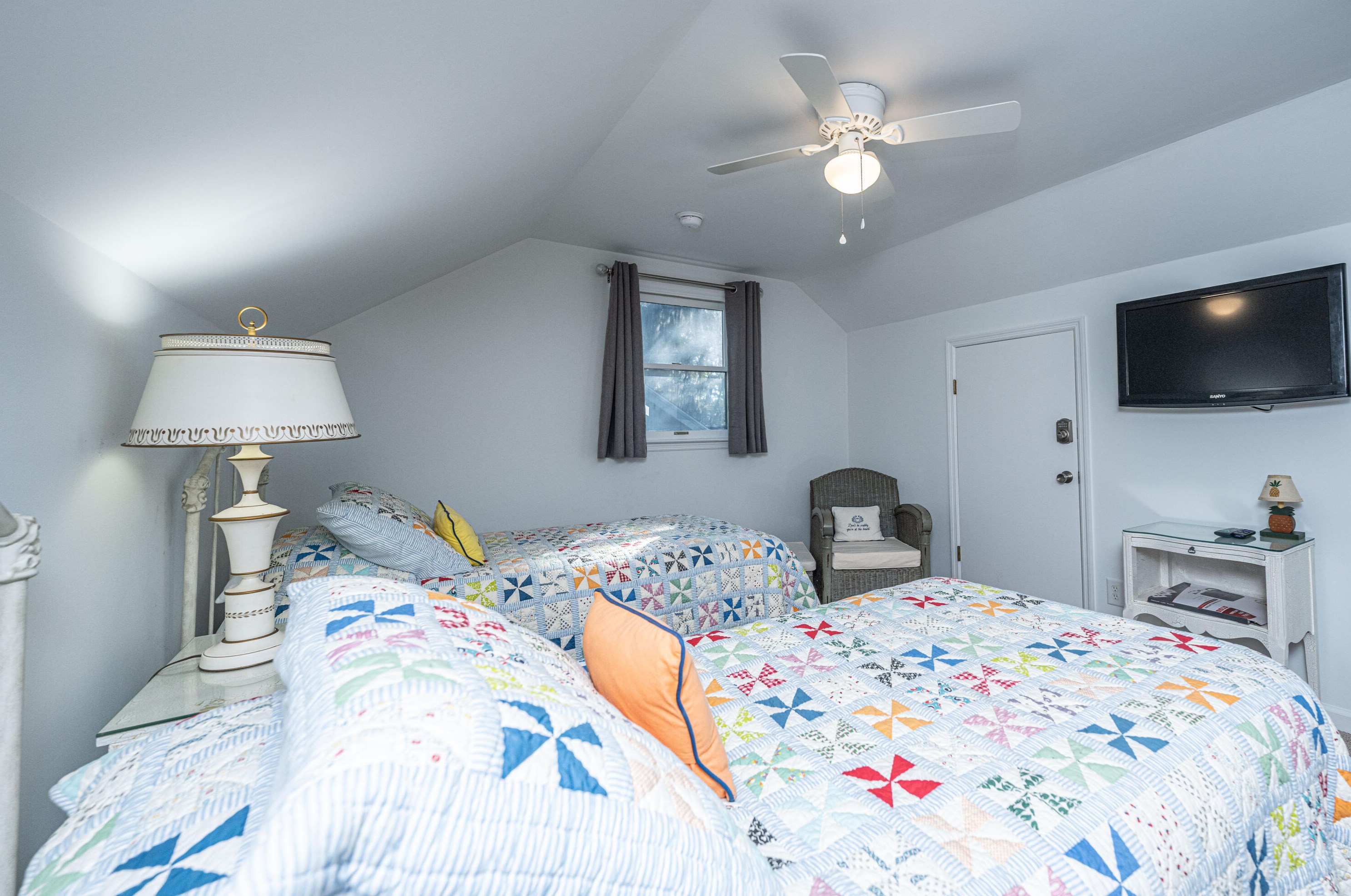 898 Fairway Dr, Edisto SC  29438-3647 exterior