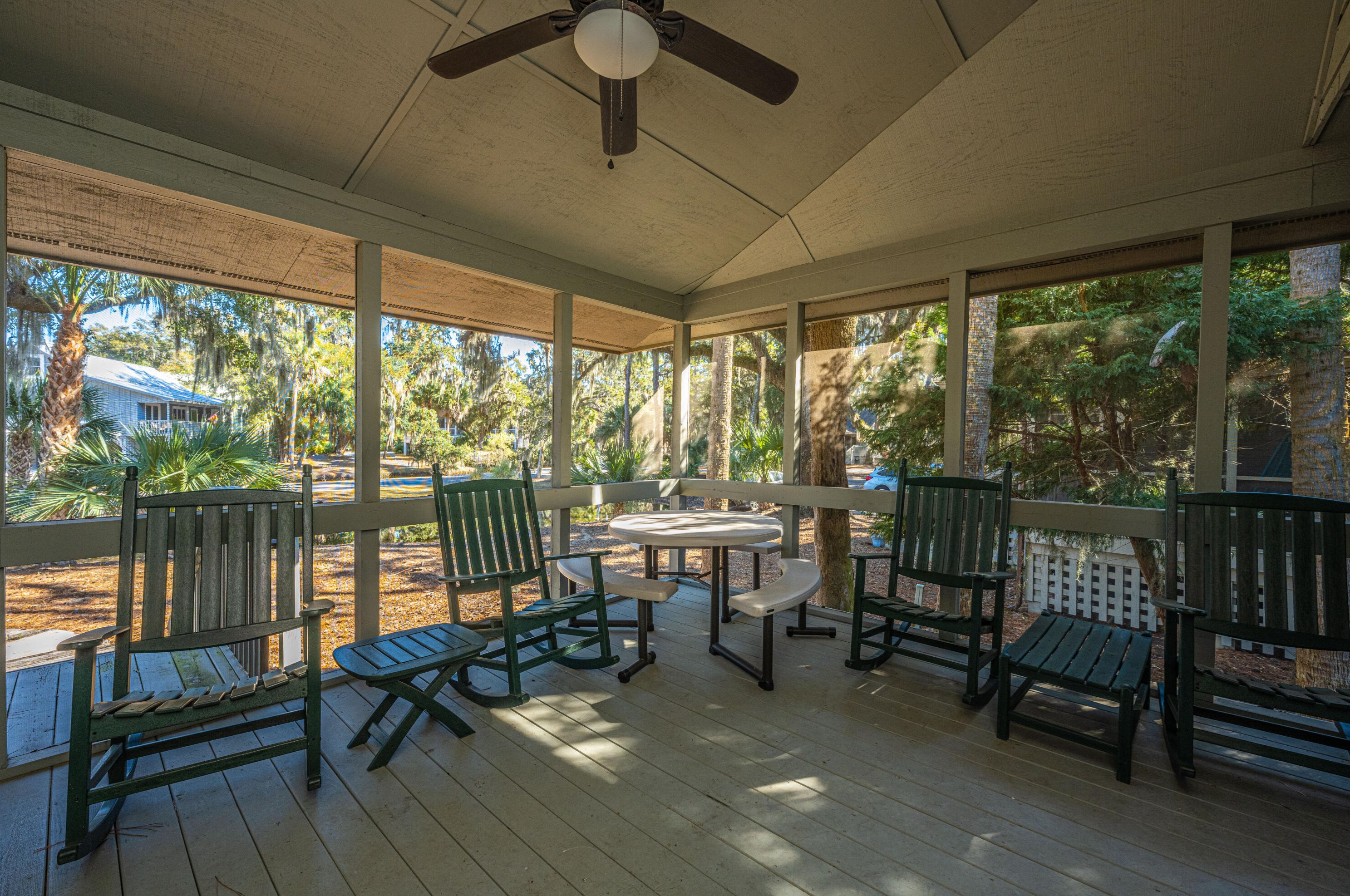 898 Fairway Dr, Edisto SC  29438-3647 exterior