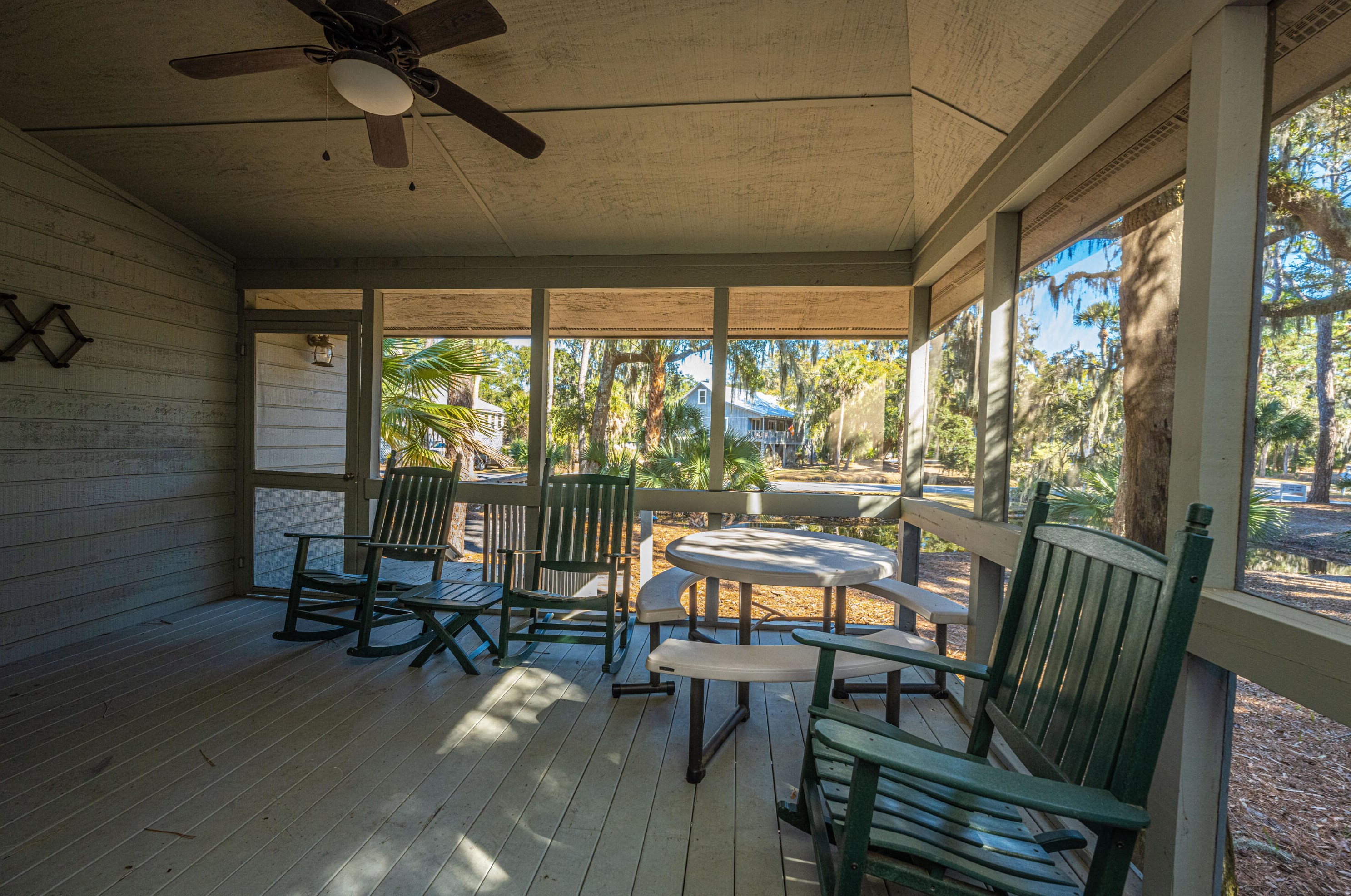 898 Fairway Dr, Edisto SC  29438-3647 exterior