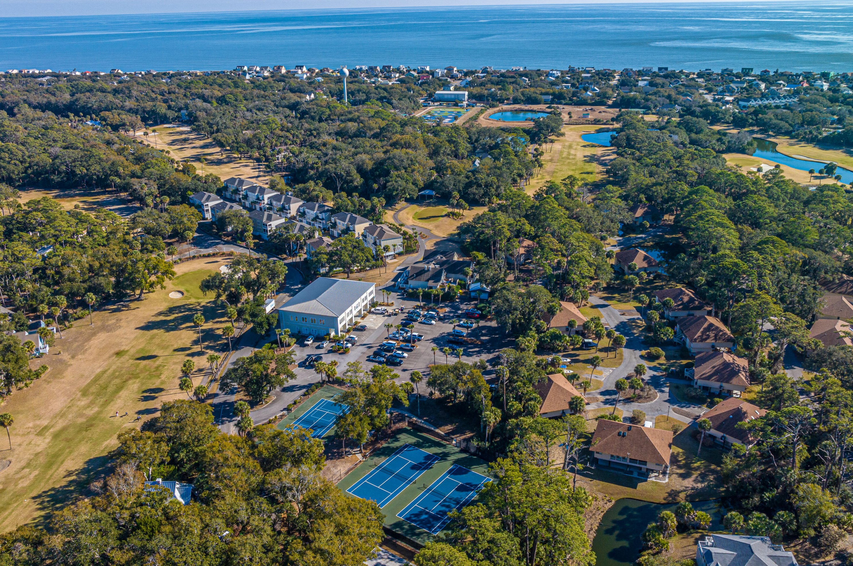 898 Fairway Dr, Edisto SC  29438-3647 exterior